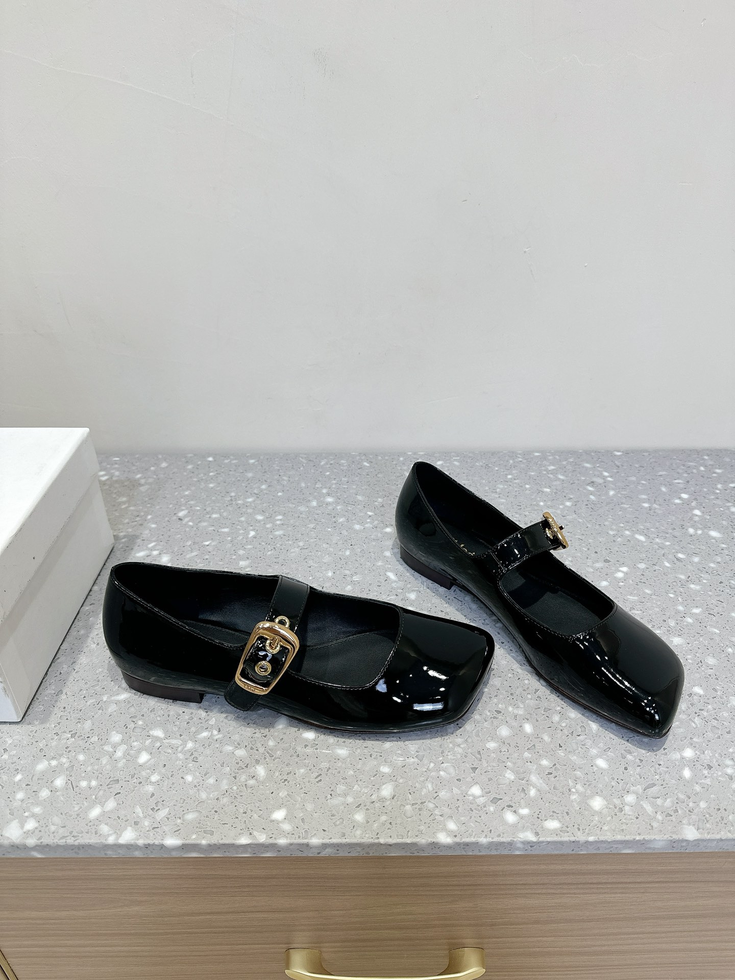 New Shallow Flat Ballet Shoes: Stylish and Comfortable Options for Chloe - 图片 4