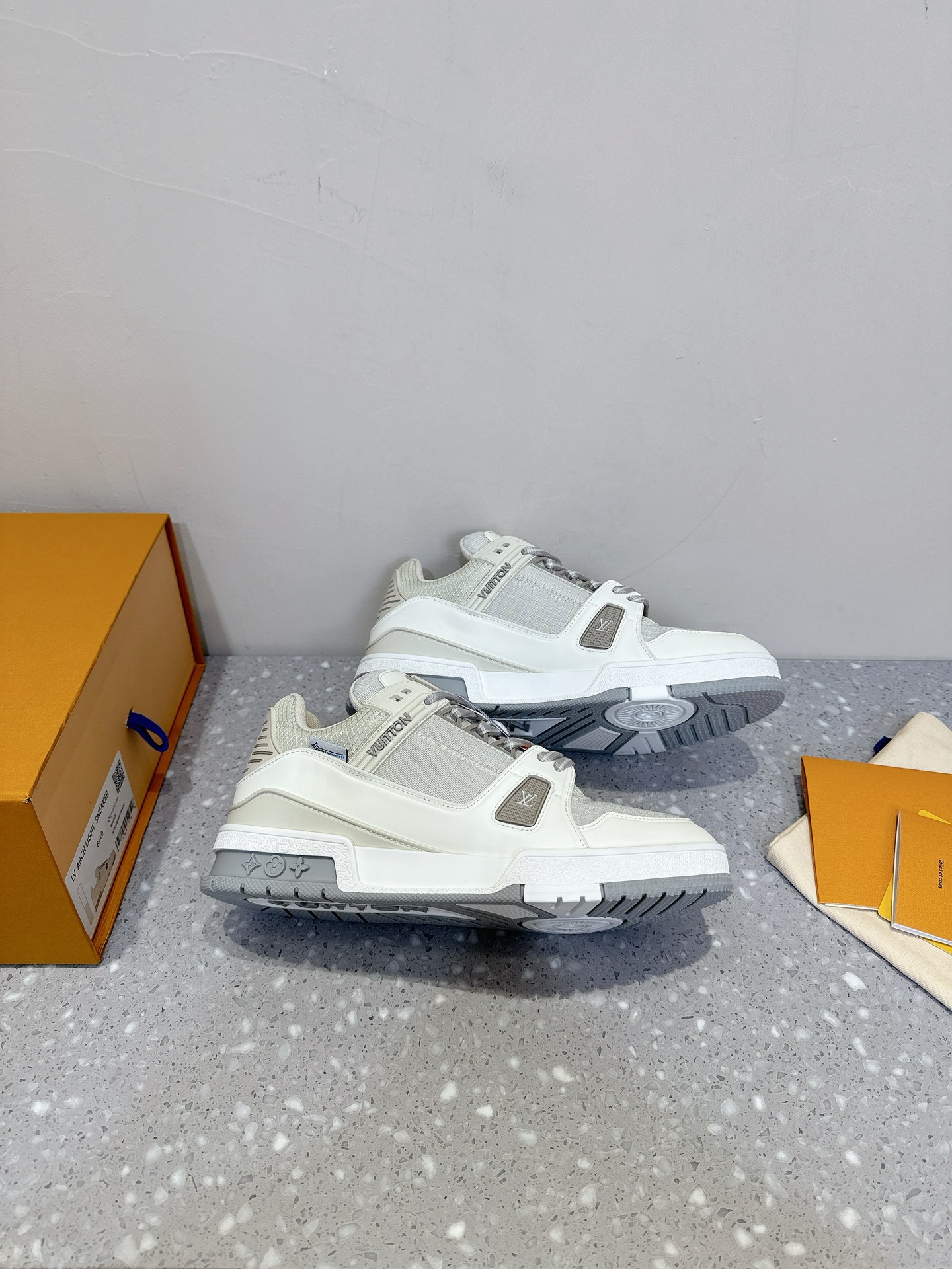 Louis Vuitton TARINE路易威登L家 驴牌 休闲 运动鞋 滑板鞋