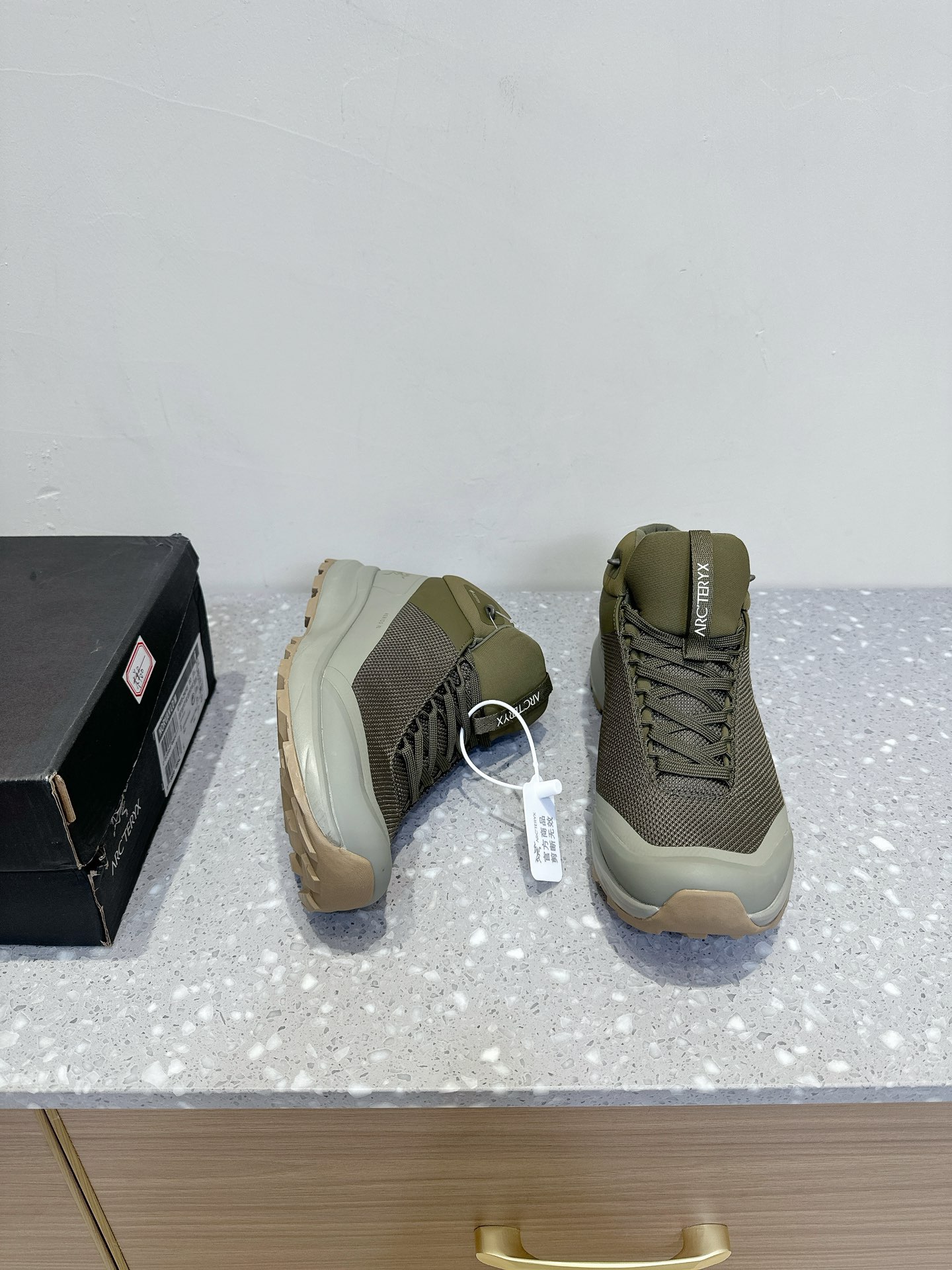 Zirconium (East Queen) Shoe: TPU Chassis, OrthoLite Mats, Vibram Base, Size #36-39 - 图片 3