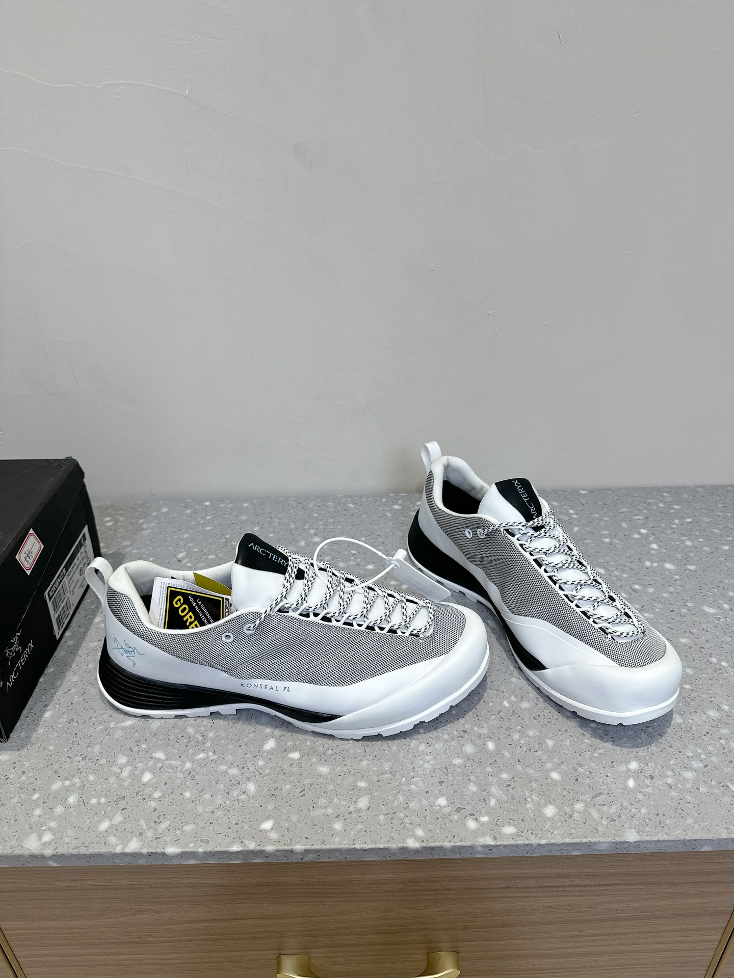 Male Easter Synthetic Box Packing Shoe with TPU Chassis and OrthoLite Mats - 图片 4