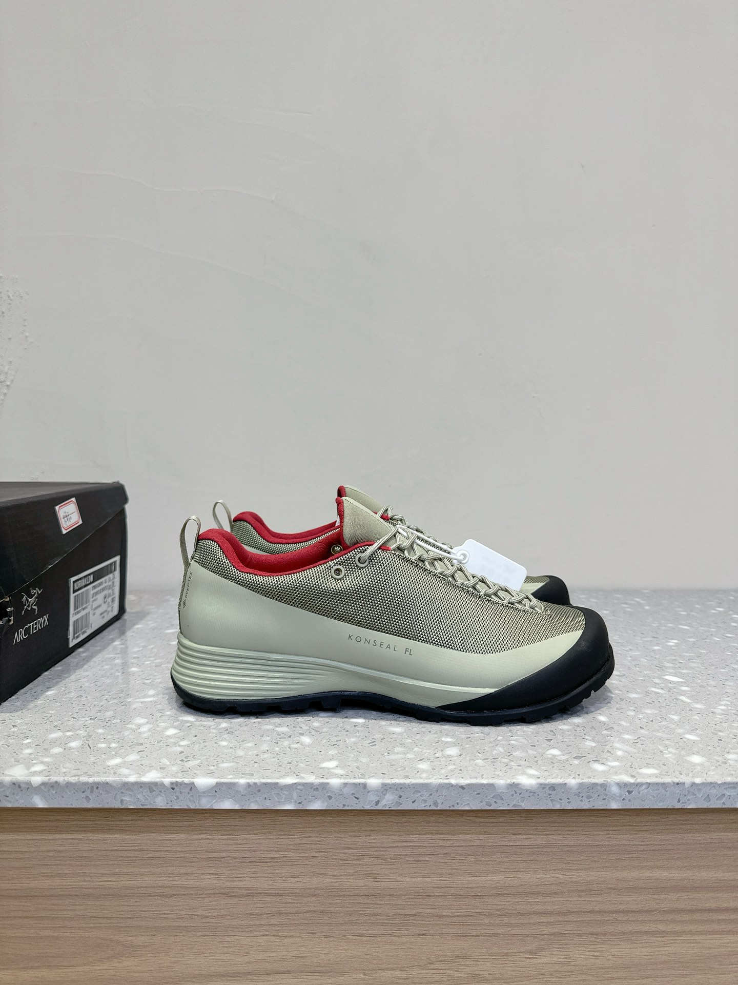 High-performance Men’s Easter Synthetic Shoes with Durable TPU Chassis and OrthoLite Insoles - 图片 5