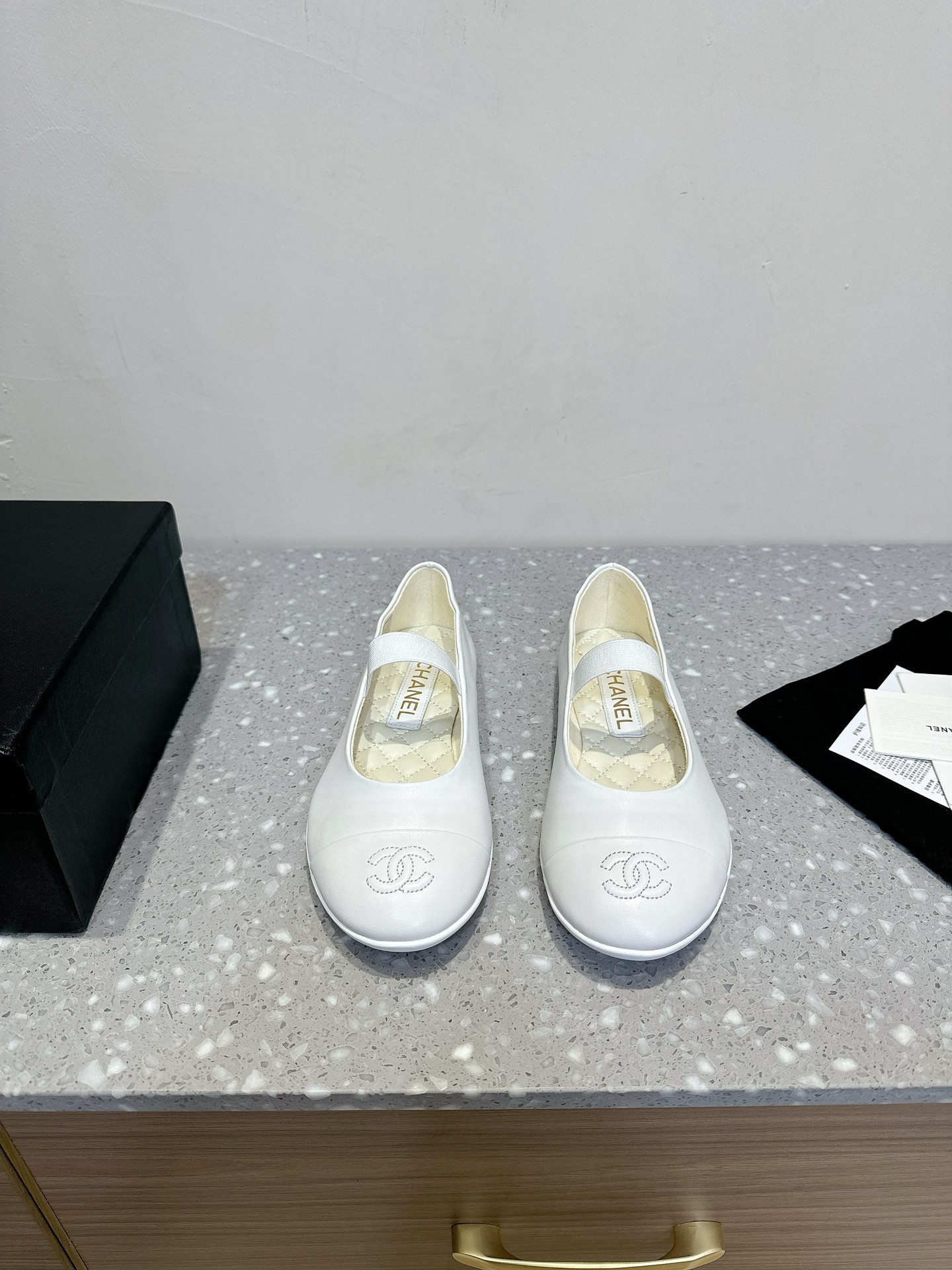 Yupoo Gucci Bags Watches Nike Clothing Jordan Yeezy Balenciaga Shoes
