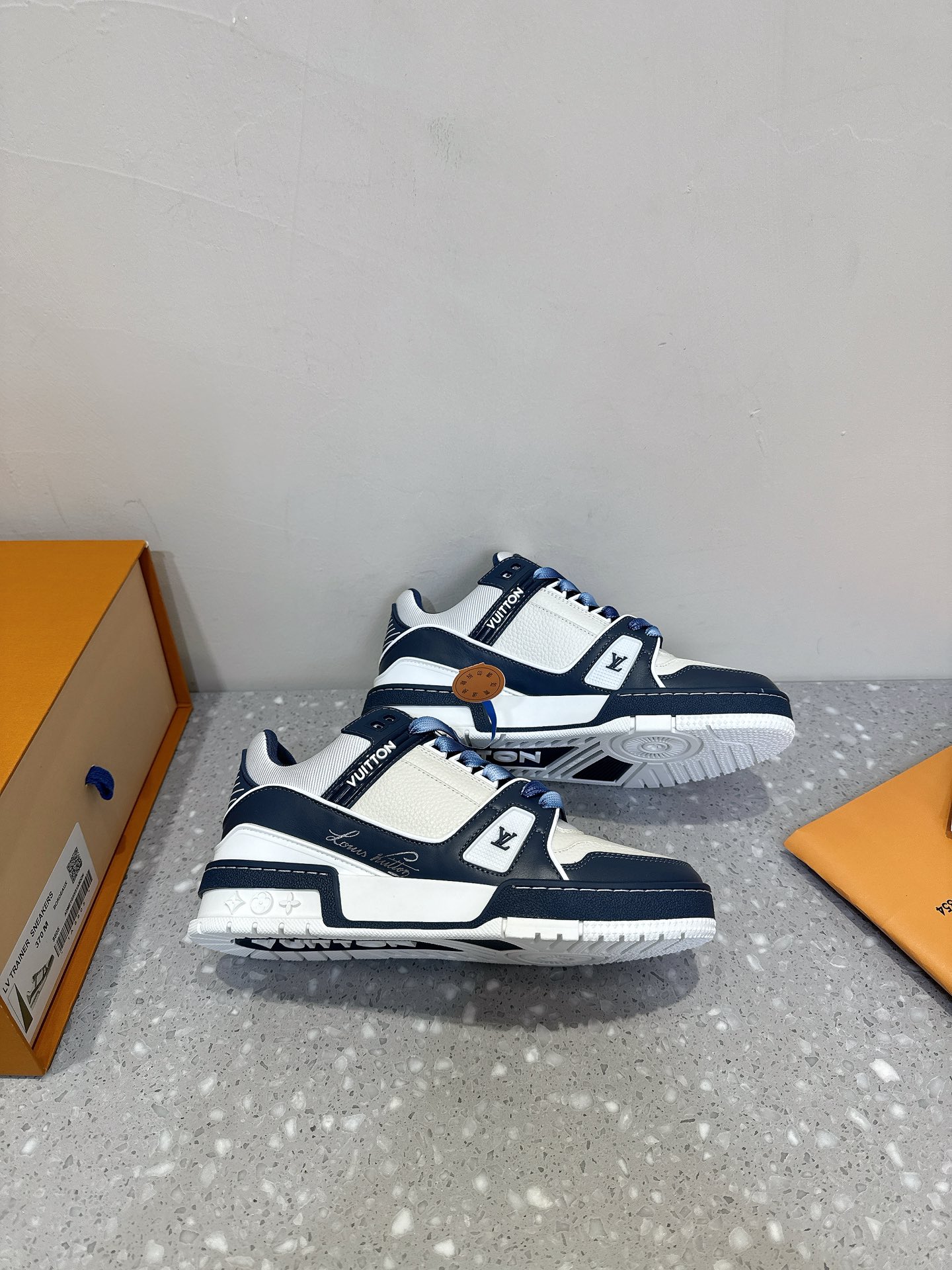 Louis Vuitton TARINE路易威登L家 驴牌 休闲 运动鞋 滑板鞋
