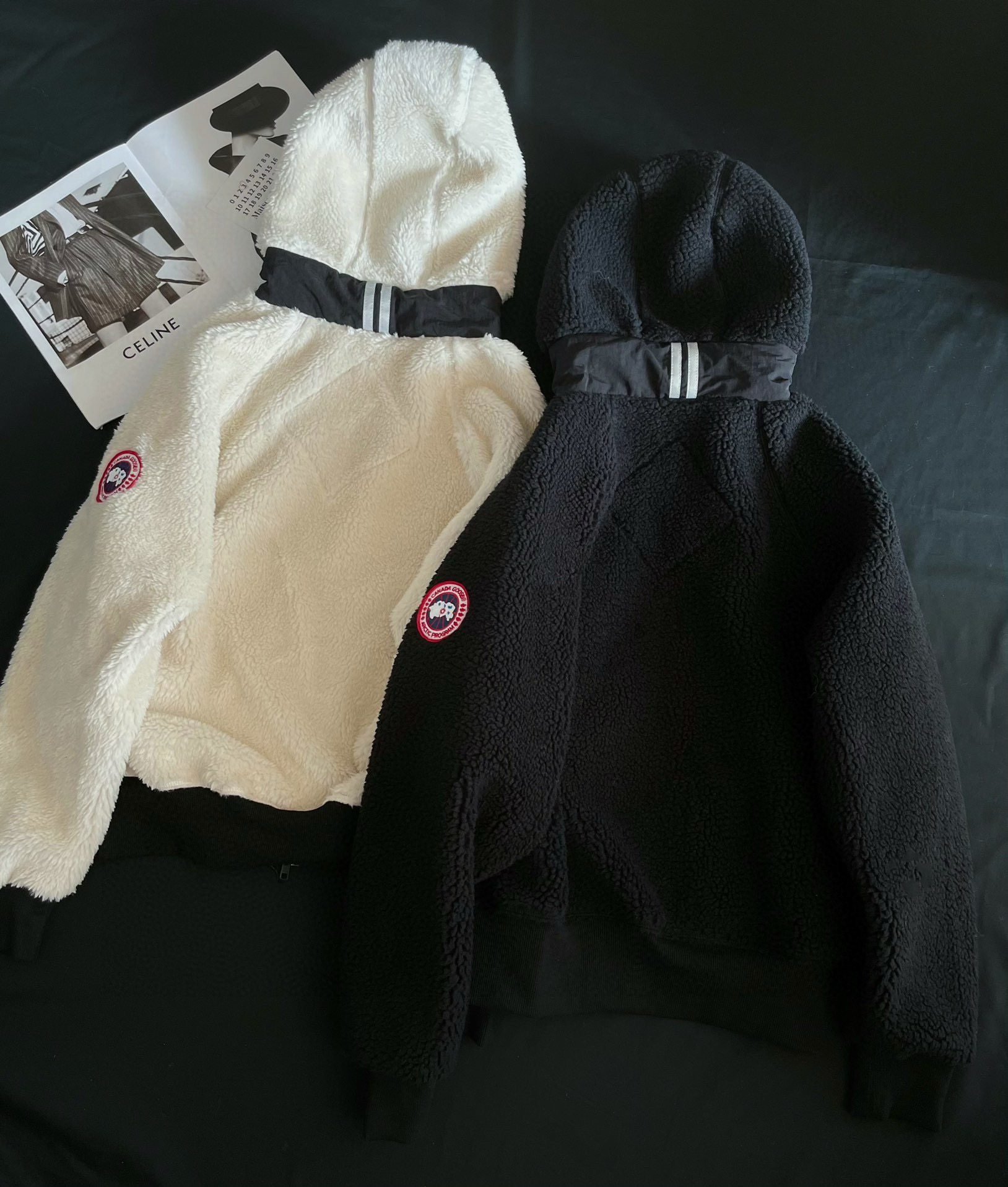 大鹅羊羔外套，绝对是冬季穿搭一把好手，真的有被这件羊羔毛款惊艳到 ，随便一套少年感拉满了!降温的安全感是