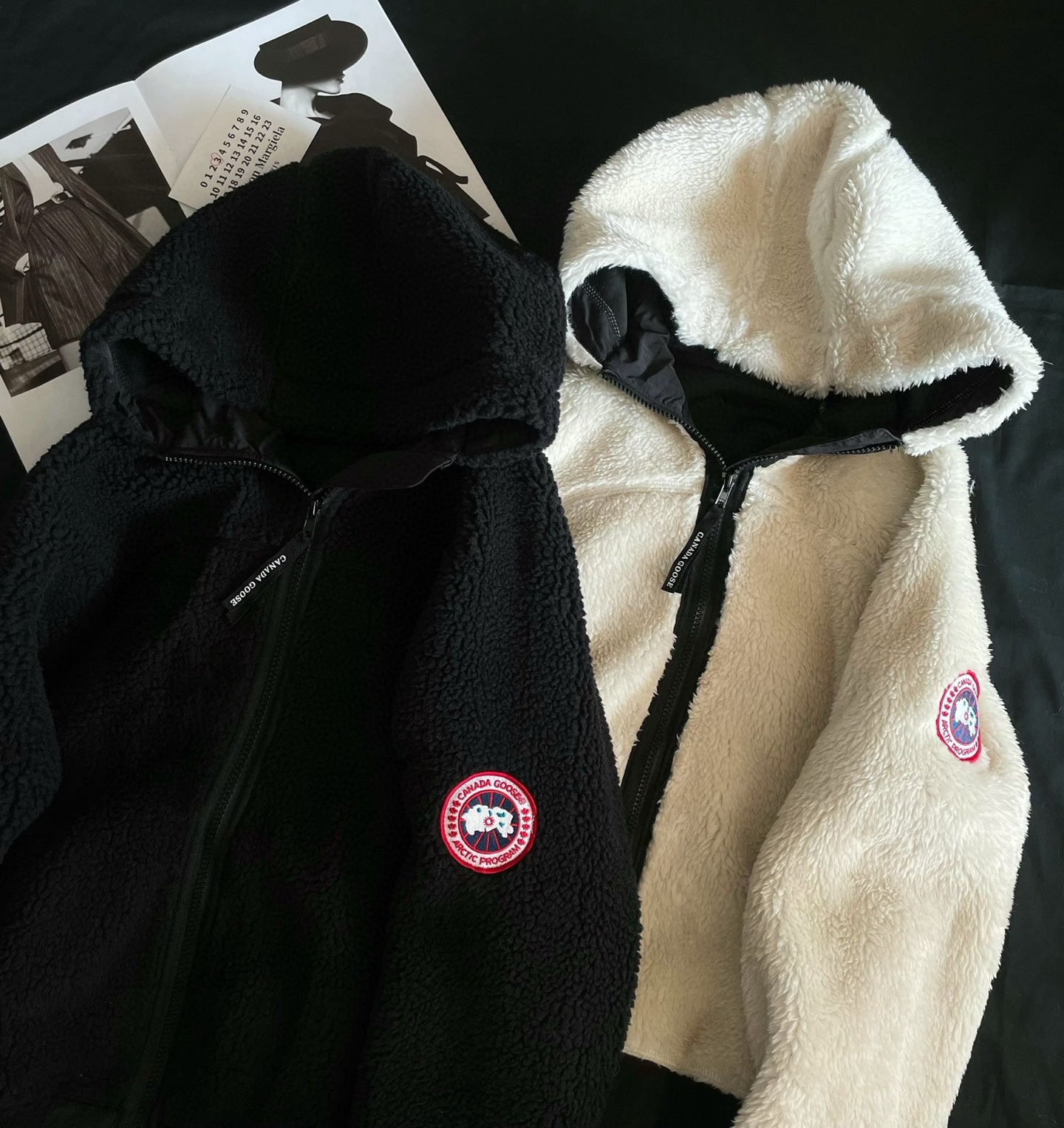 大鹅羊羔外套，绝对是冬季穿搭一把好手，真的有被这件羊羔毛款惊艳到 ，随便一套少年感拉满了!降温的安全感是