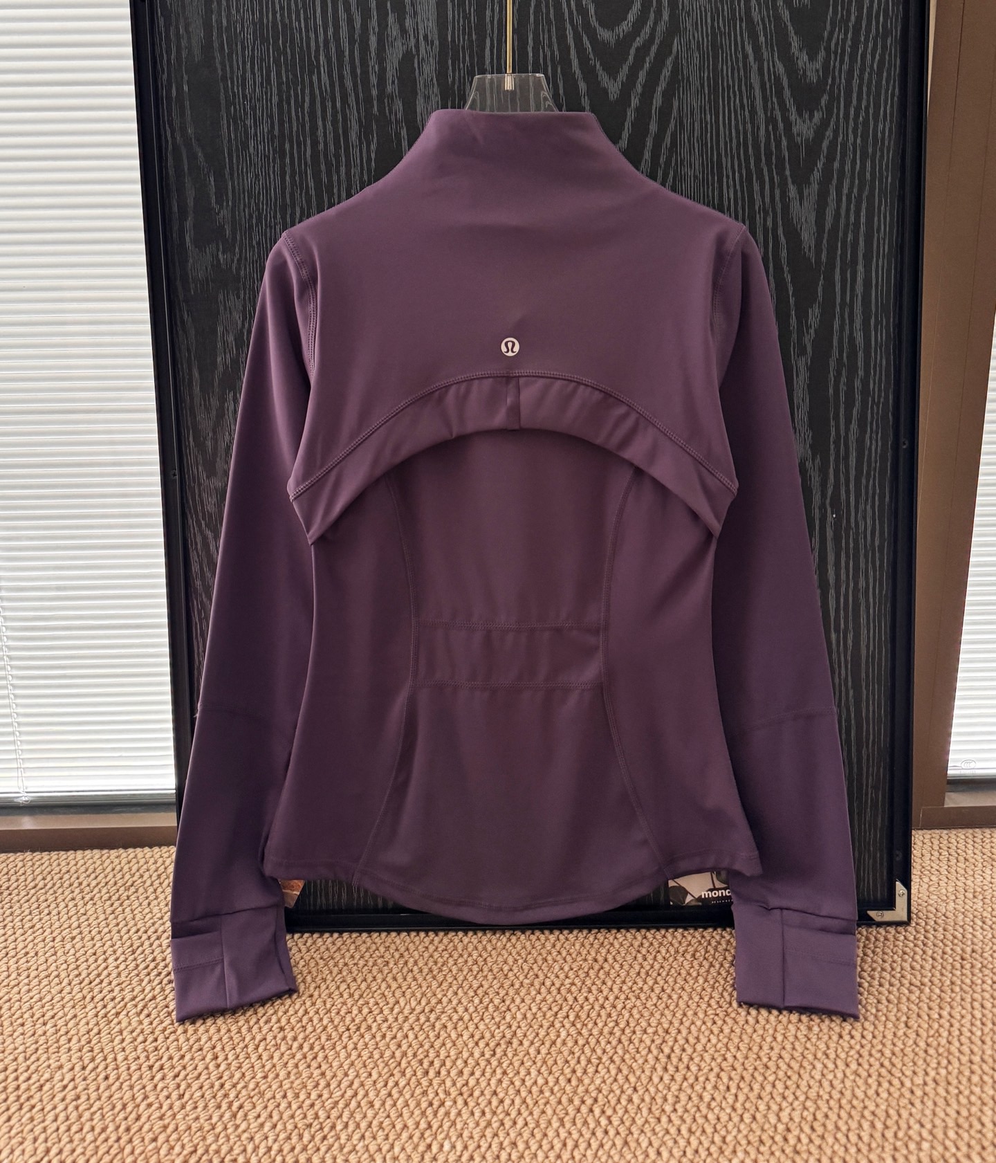 Alternative view of Jacket 01277