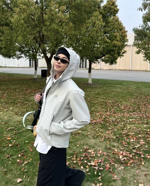 Kailas MAX M8 IC-MAX Hooded Softshell Jacket - Windproof & Warm 1 Kailas MAX M8 IC-MAX Hooded Softshell Jacket - Windproof & Warm
