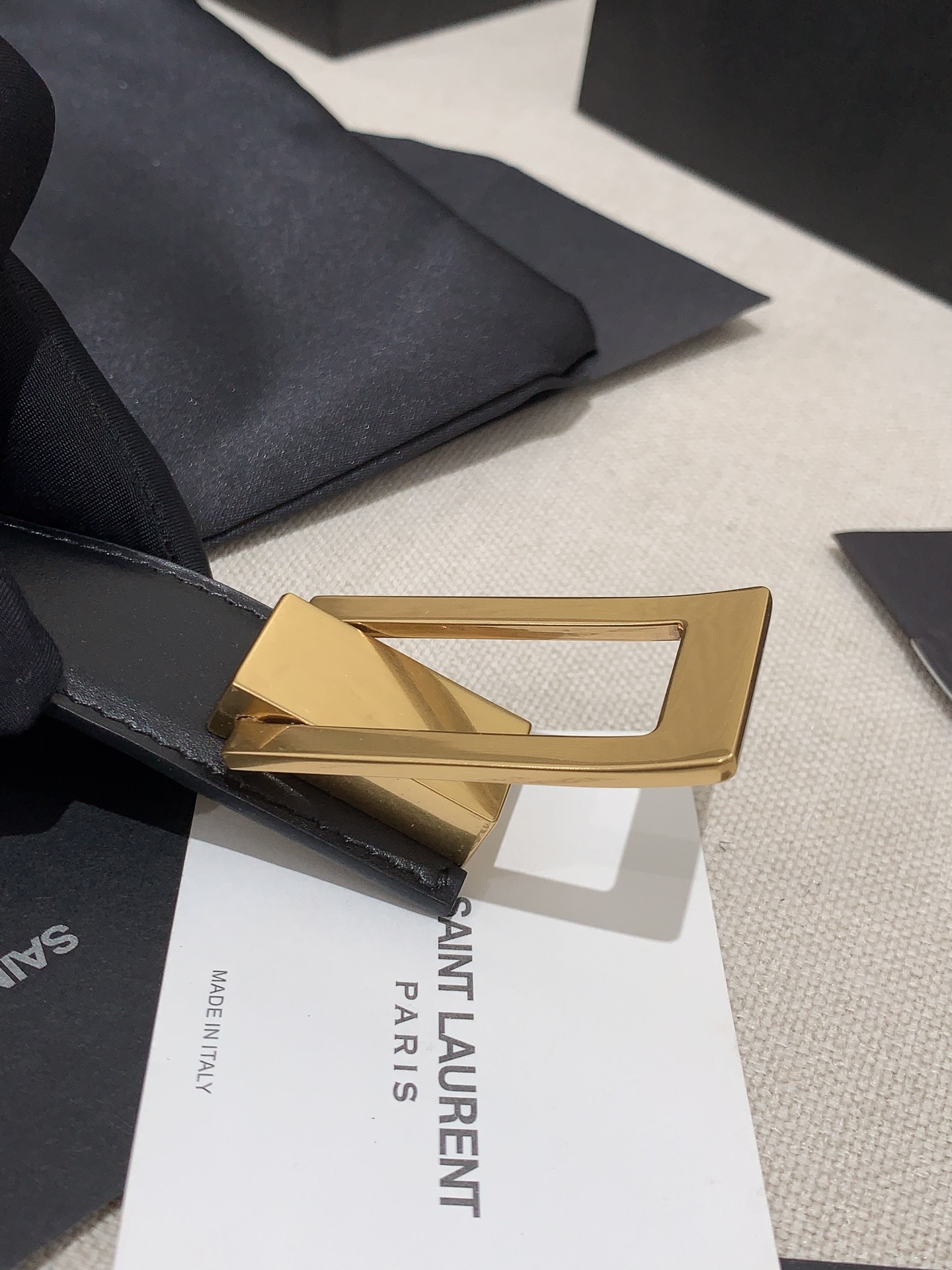 YSL Ceremonial Belt: Simple and Low-Key Style, 2.5 cm Wide - 图片 4