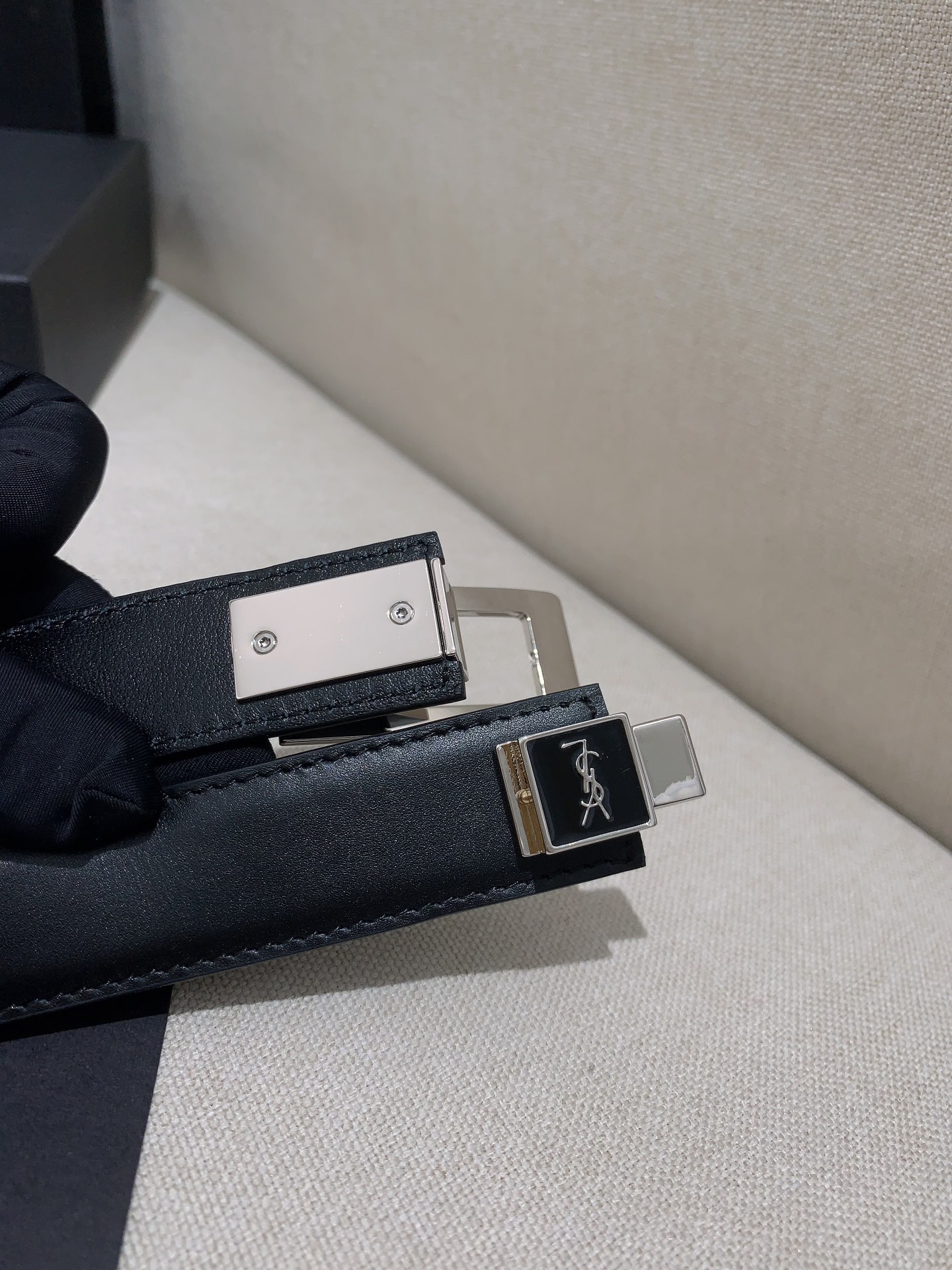 YSL Ceremonial Belt: Simple and Low-Key Style, 2.5 cm Wide - 图片 4
