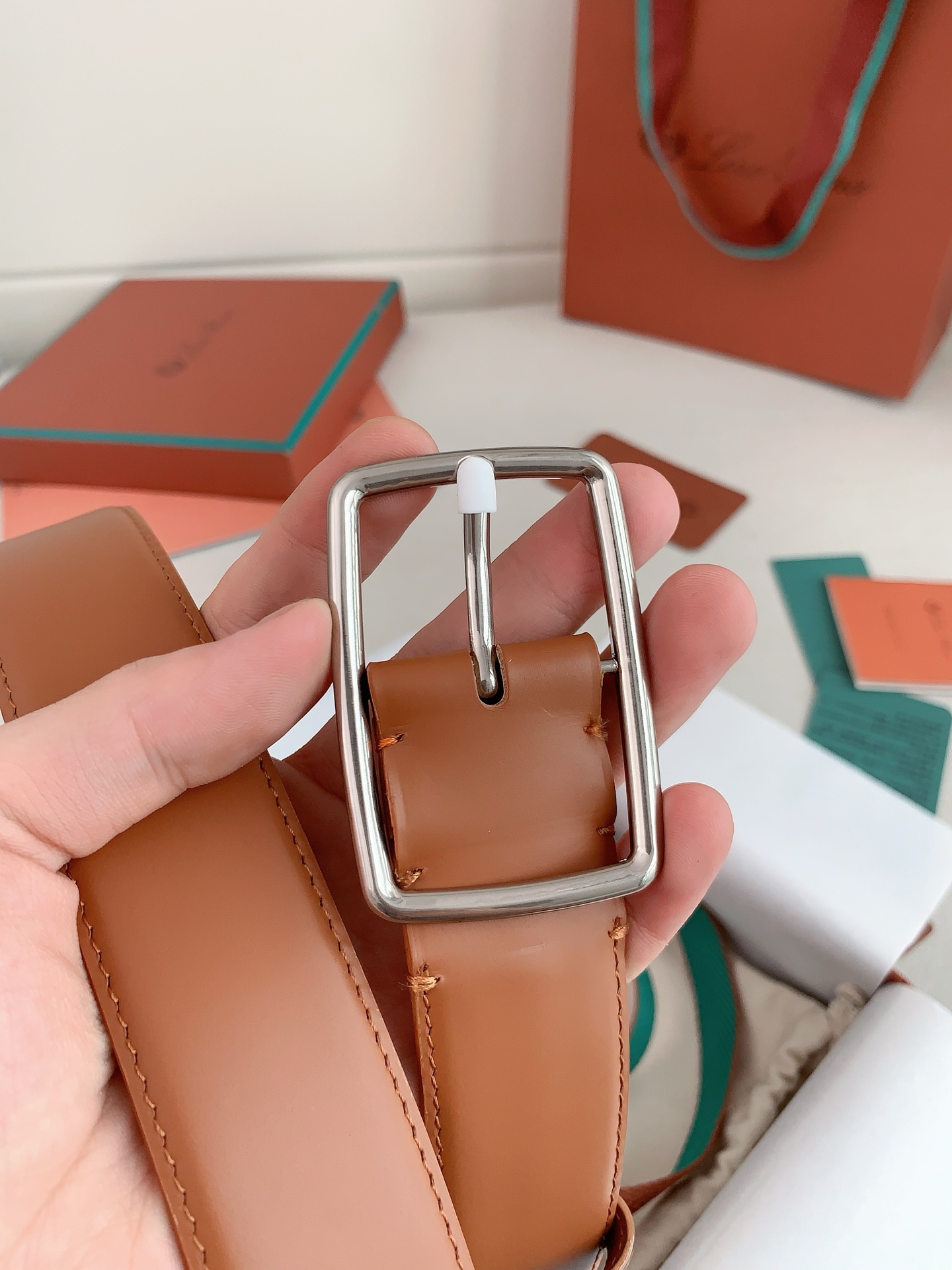Loro Piana Leather Belt with Rectangular Buckle,Meticulously Crafted for Elegance 7 i1745823758026 6446 0 6