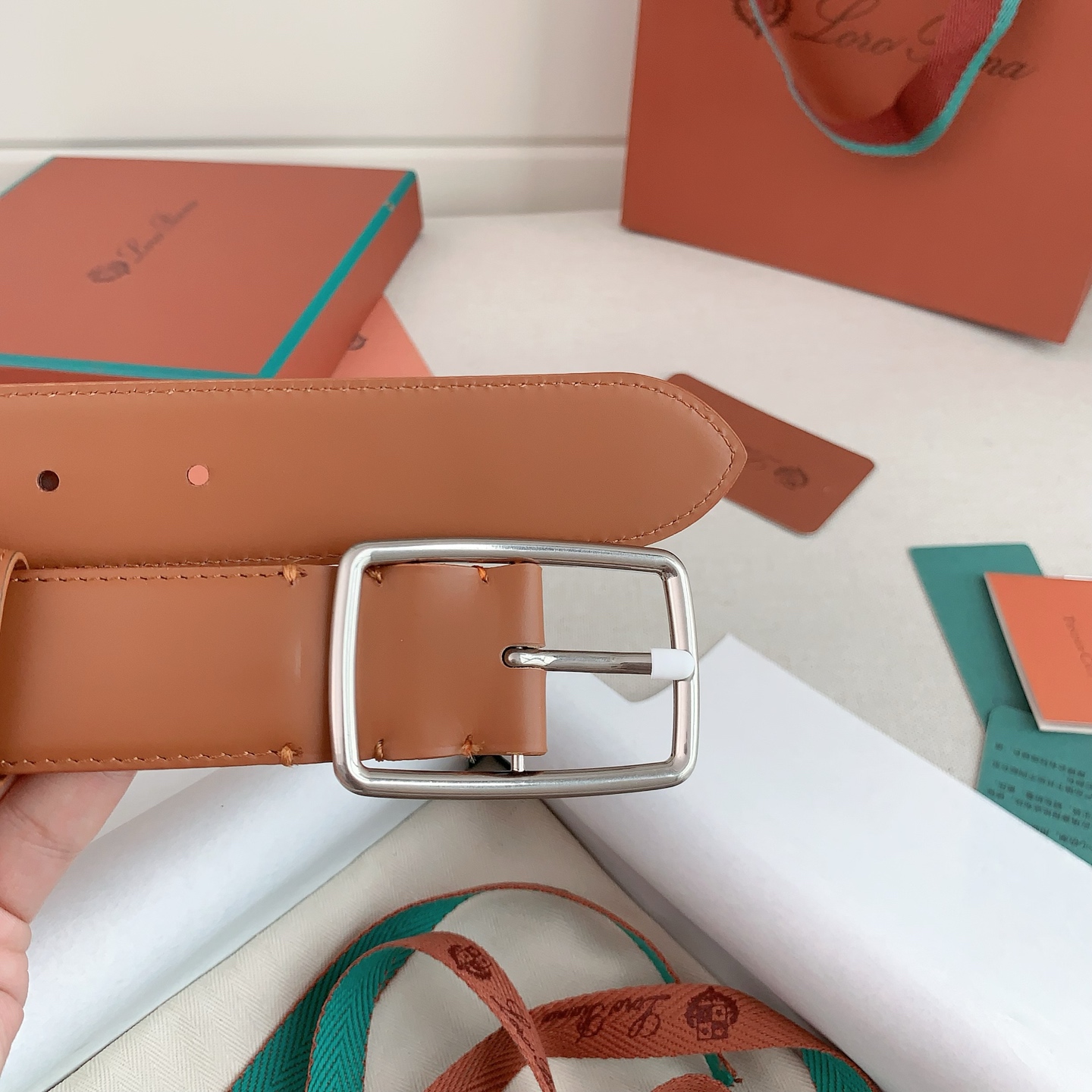 Loro Piana Leather Belt with Rectangular Buckle,Meticulously Crafted for Elegance 2 i1745823758711 1891 0 1
