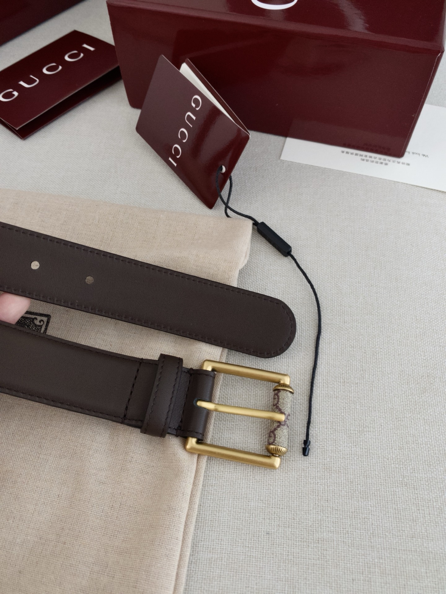 Gucci Reversible Leather Belt with Antique Brass Buckle, 3.0cm Width 4 i1747607782542 1415 0 2