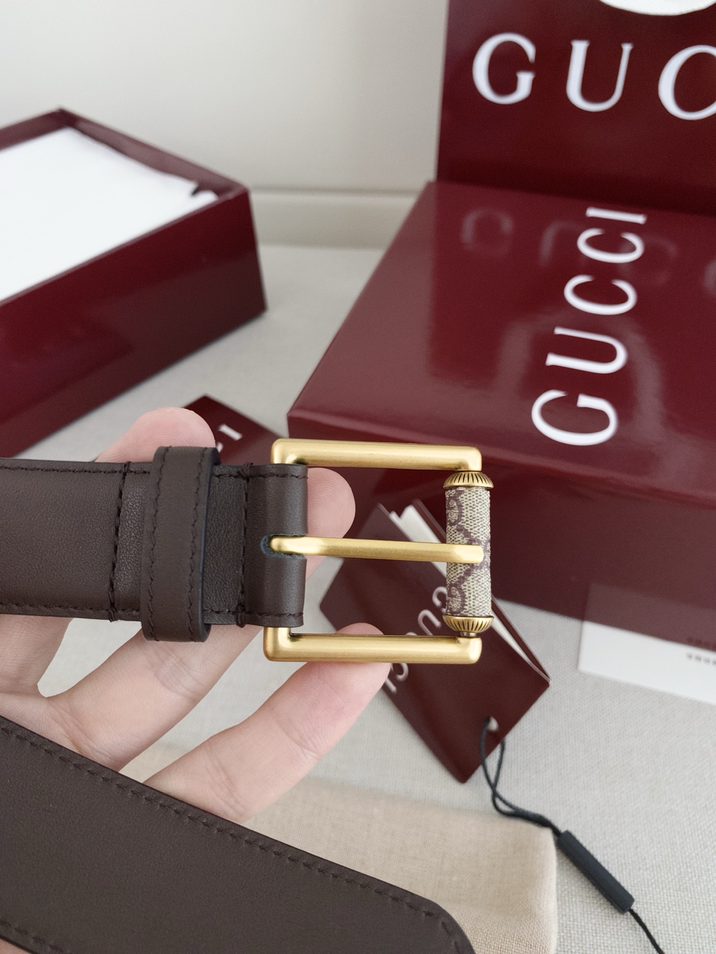 Gucci Reversible Leather Belt with Antique Brass Buckle, 3.0cm Width 2 i1747607782678 3222 0 0