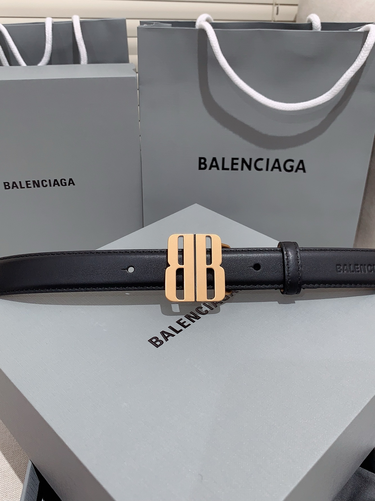 新款巴黎世家皮带，原厂皮料 宽2.5cm，五金进口炉内五金并非市场iT水调五金，所见所得。P170