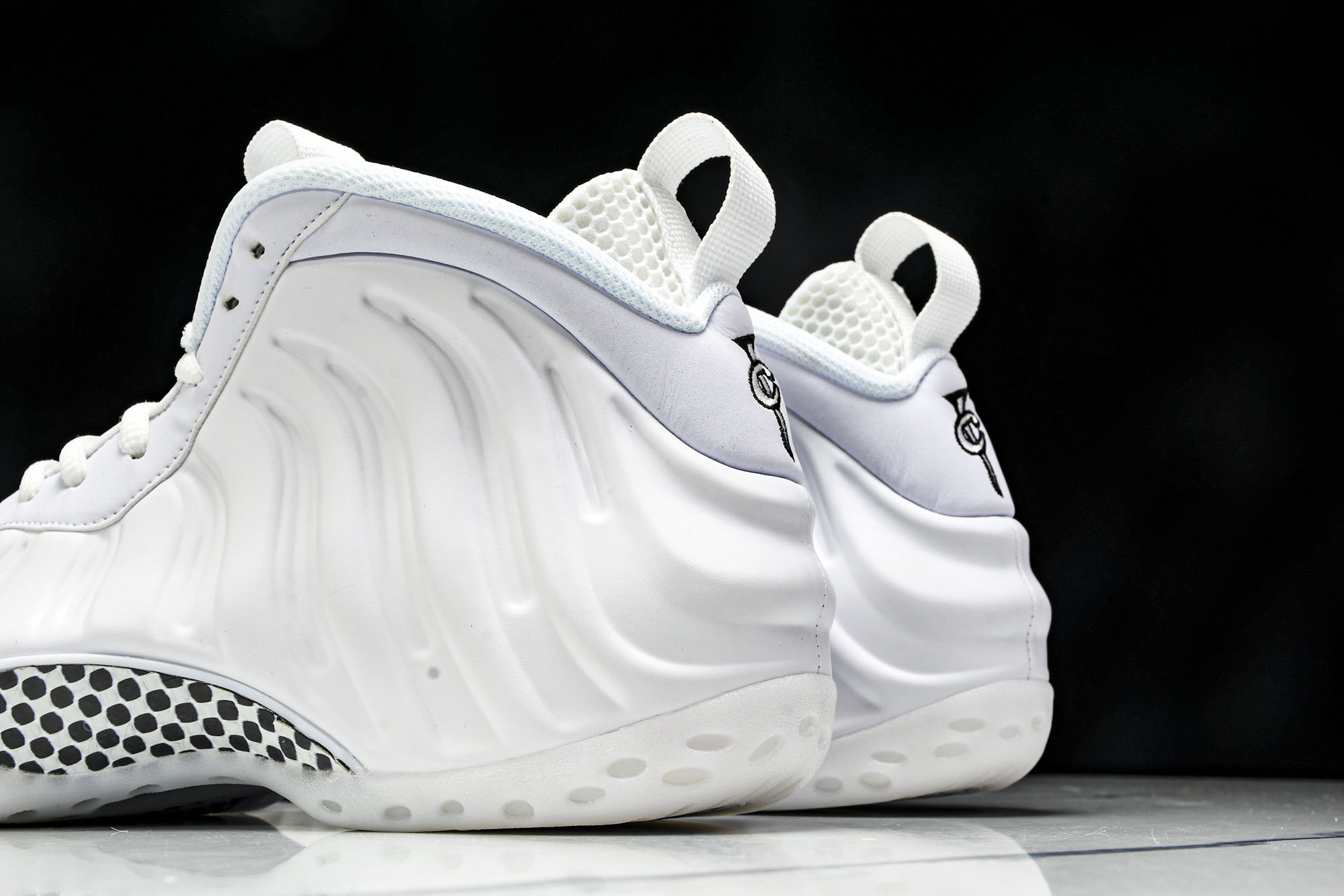 
Nike Air Foamposite One “Triple White” 舒适百搭 防滑耐磨 中帮
