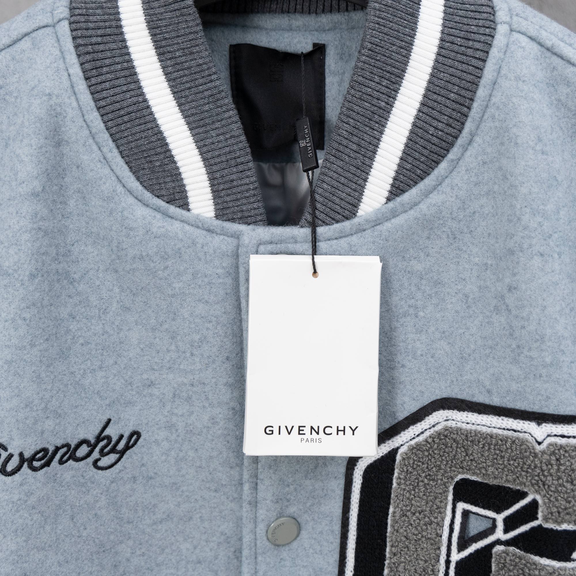 Chaqueta Varsity Givenchy de Lana con Bordado y Mangas de Cuero 4 a1755018511846 1021
