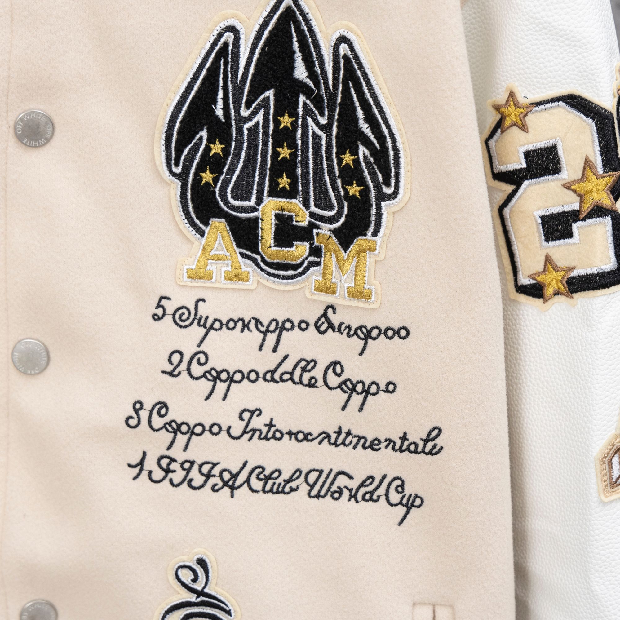 Chaqueta Béisbol Bordada Estilo Universitario con Mangas de Cuero 7 a1755019385648 7687