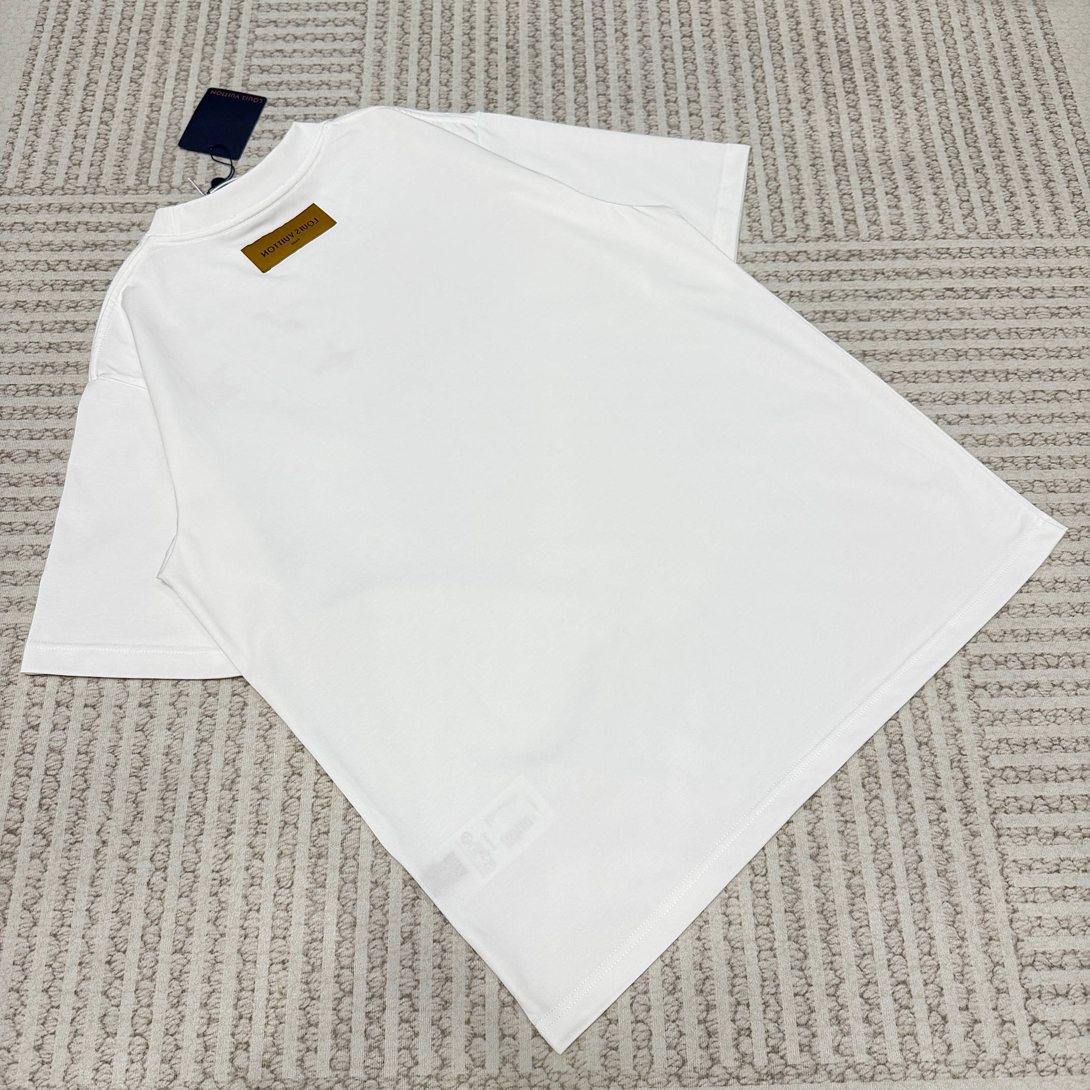 Alternative view of T-Shirt T82 10648