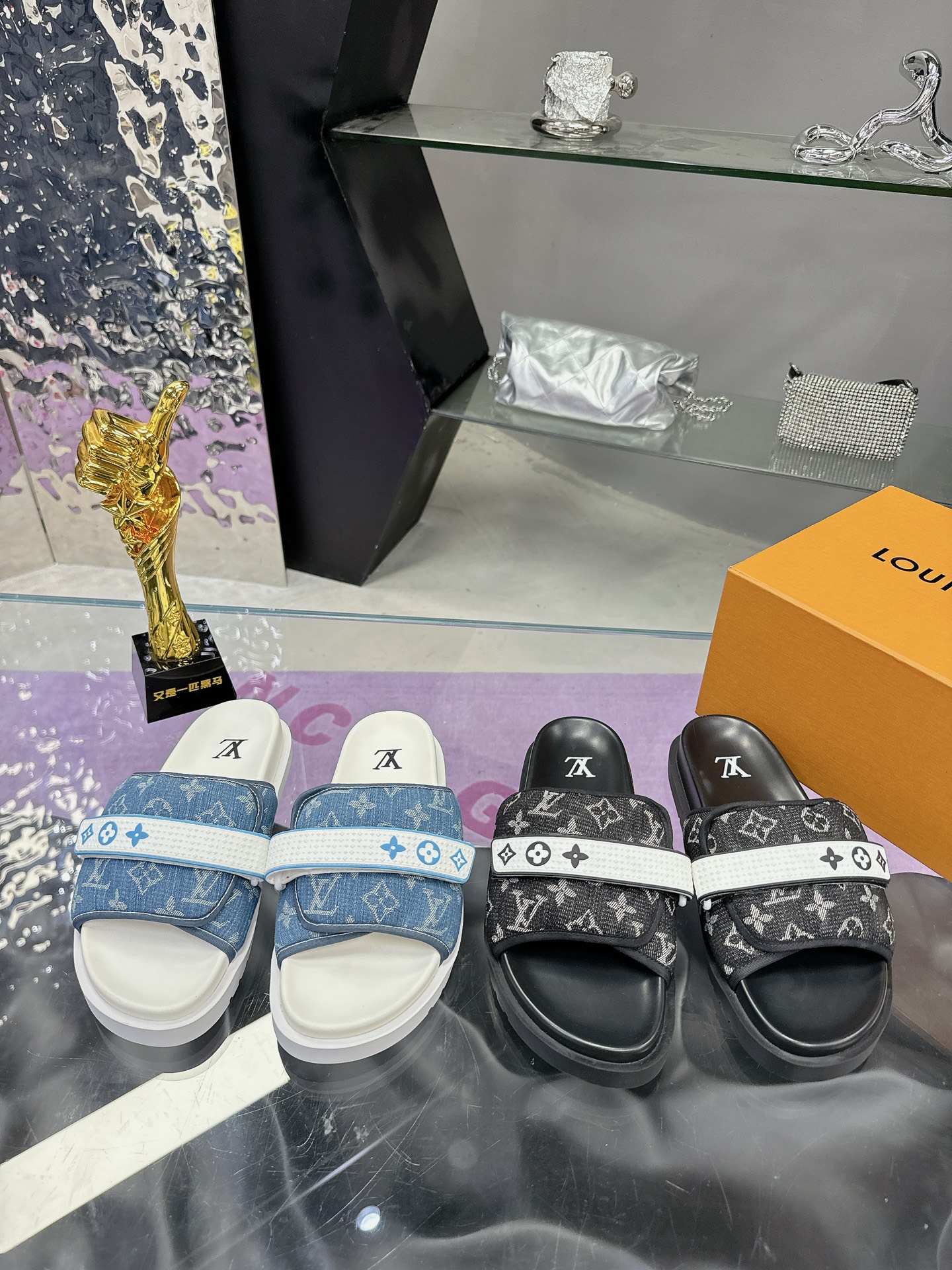 Louis Vuitton Shoes Slippers