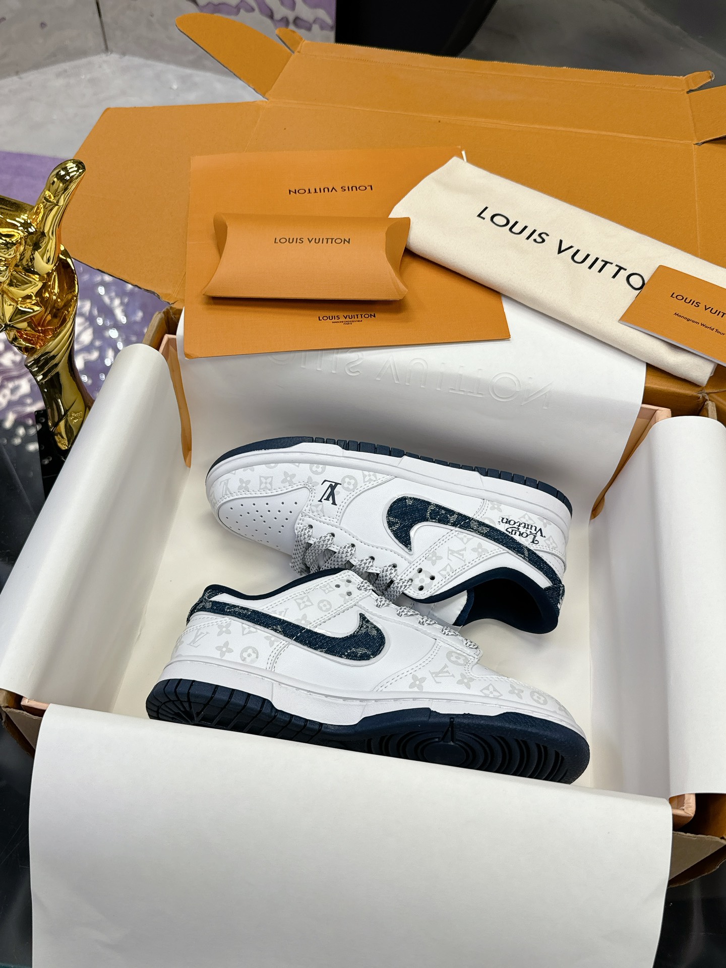 Factory precio: (caja de aviones 5) Lv co-branded Nike serie vendió loco par de modelos contador com