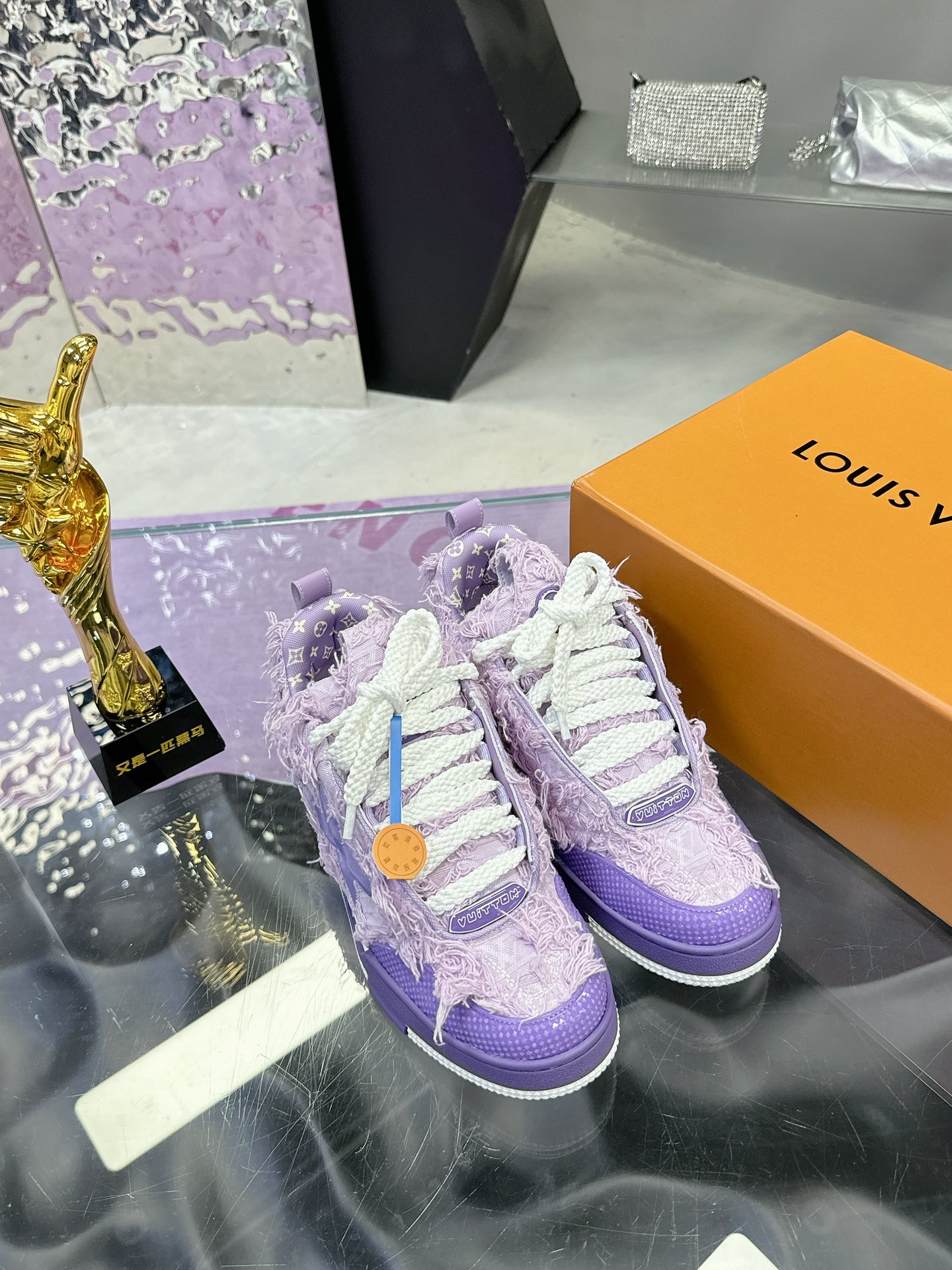 ：（）Lv 𝟐𝟎𝟐5𝐒𝐒 𝐧𝐞𝐰  Nuevos colores Louis Vuitton Walking Skateboarding Shoes Explosion, LOUIS 