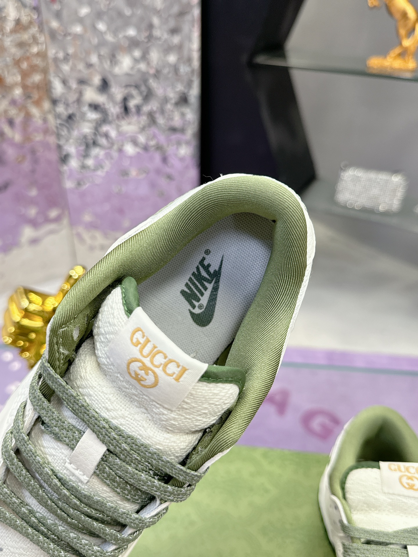 Precio de fábrica: 250Gucci co-branded dunk Nike Oficial últimos modelos Gucci x Nike Dunk SB serie 