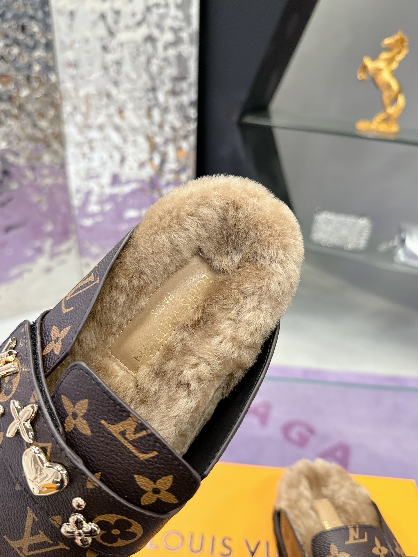 Обувная фабрика Луи Витто� — photo 7