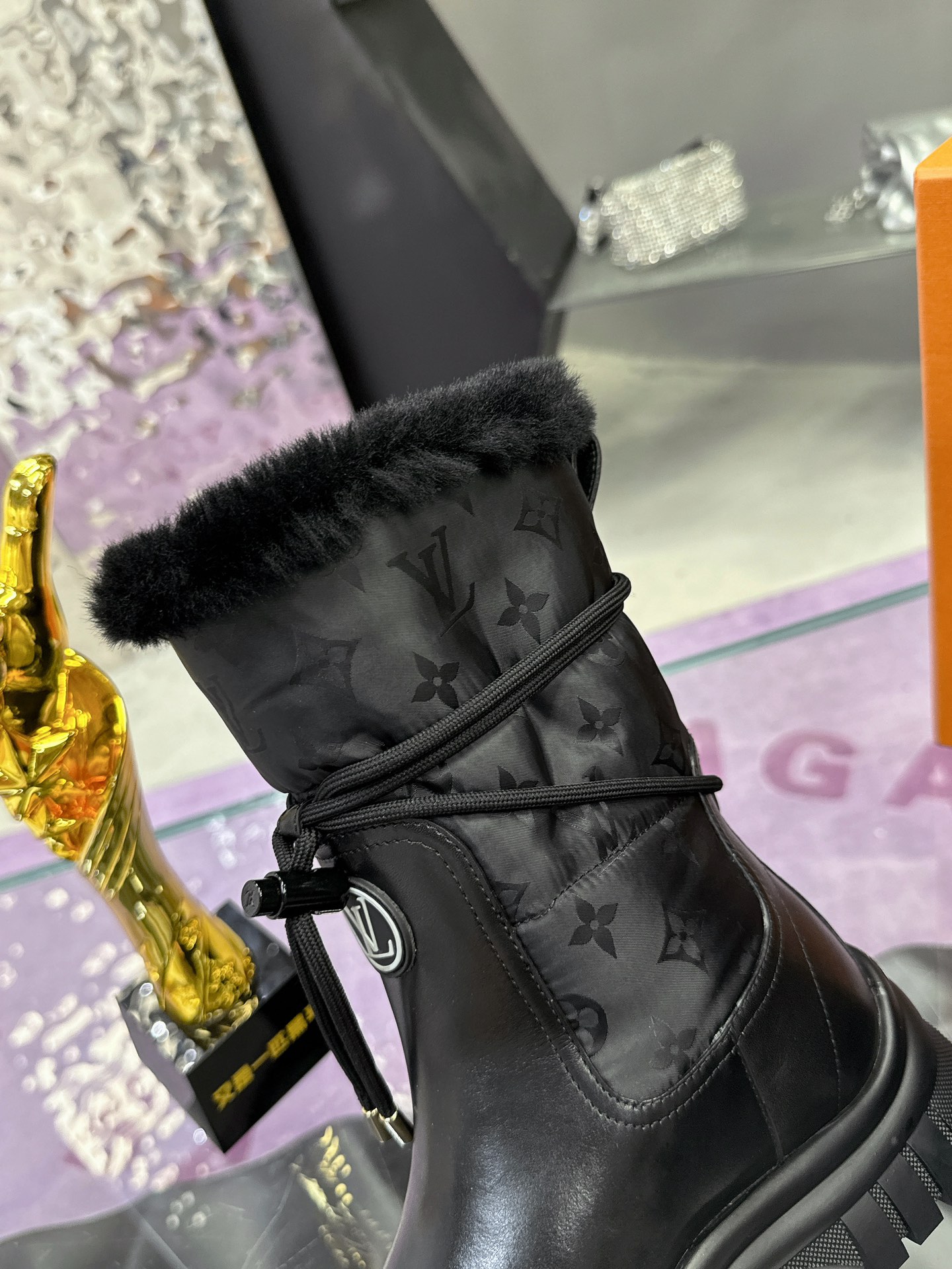 Lv真皮真毛厚底シューズ・スタイリッシュな復古デザイン