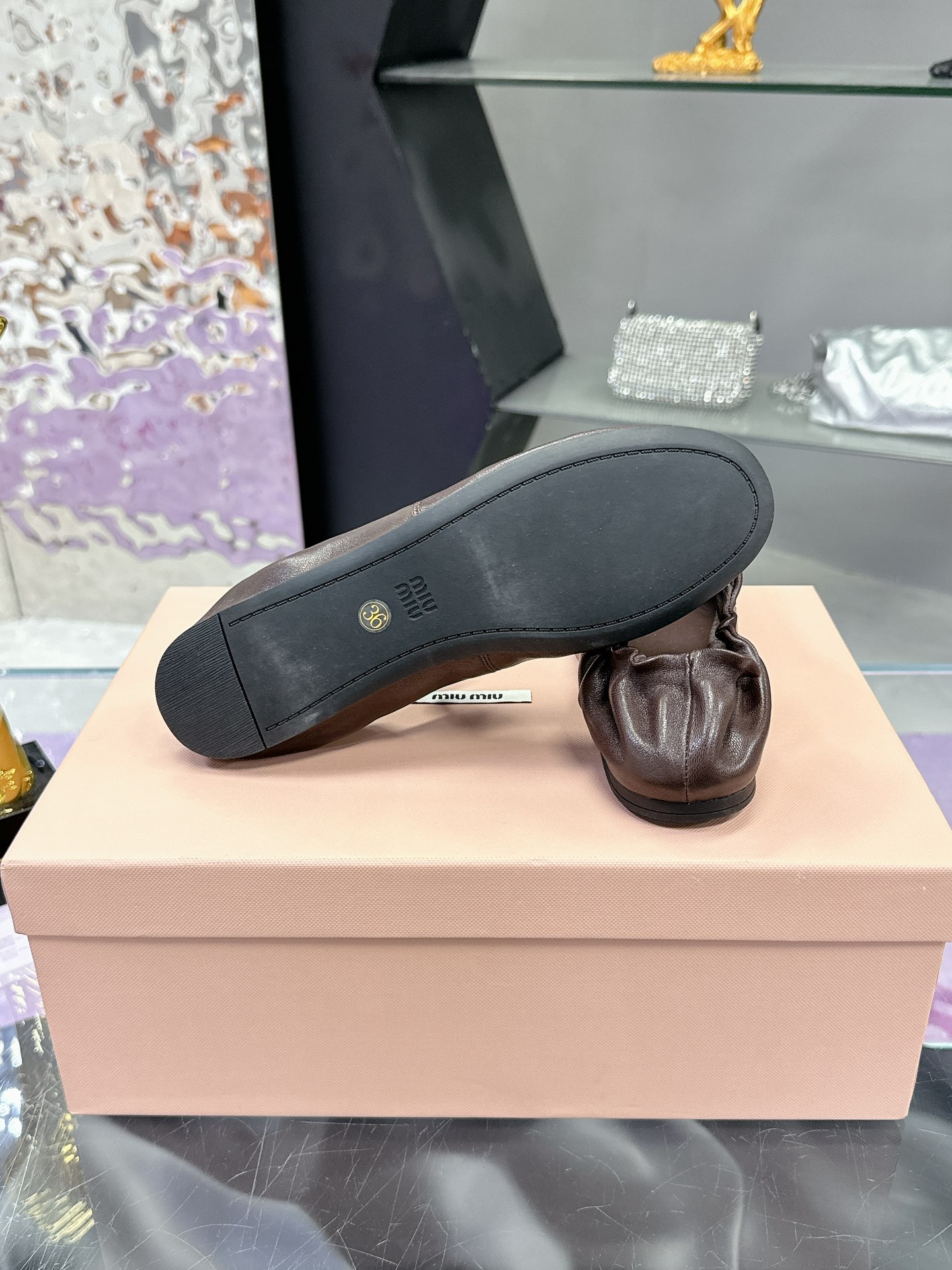 Title: Spring and Summer Ballet Shoes by Miu Miu – Classic Japanese Style with Modern Touch, Sheepskin Import, Sizes 35-40. - 图片 9