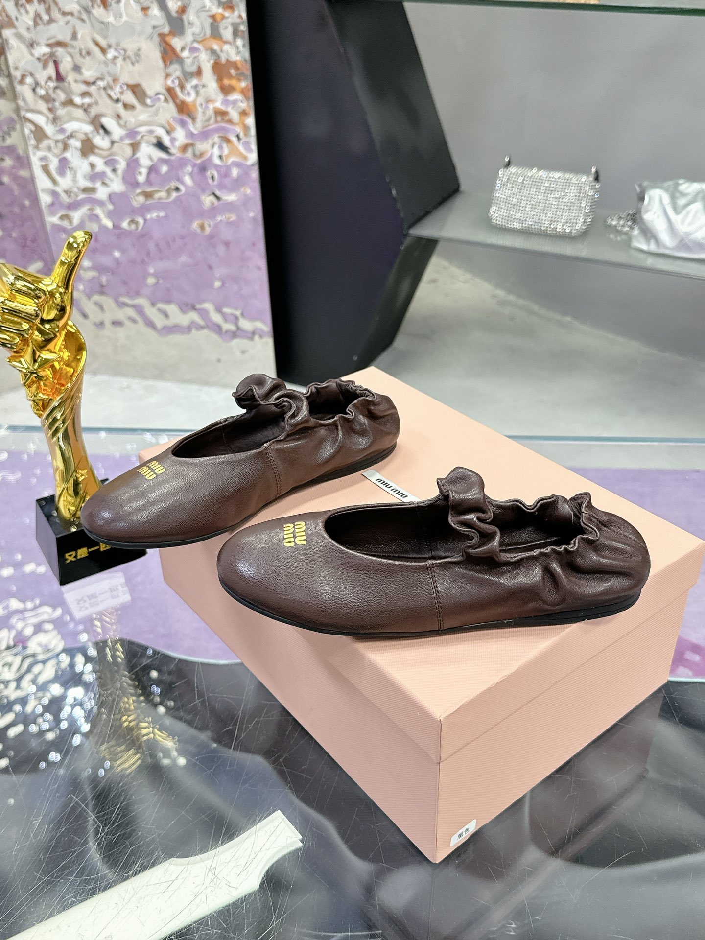 Title: Spring and Summer Ballet Shoes by Miu Miu – Classic Japanese Style with Modern Touch, Sheepskin Import, Sizes 35-40. - 图片 3
