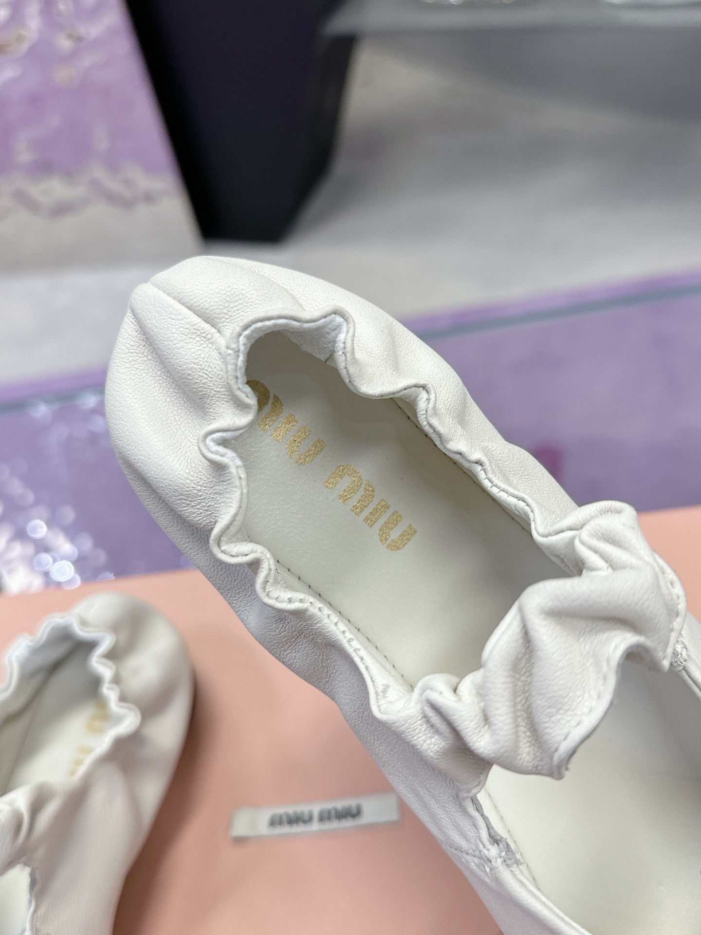 Stylish Miu Miu Ballet Shoes: Spring & Summer Collection with Japanese-Inspired Design – Sheepskin, Soft & Modern! - 图片 7