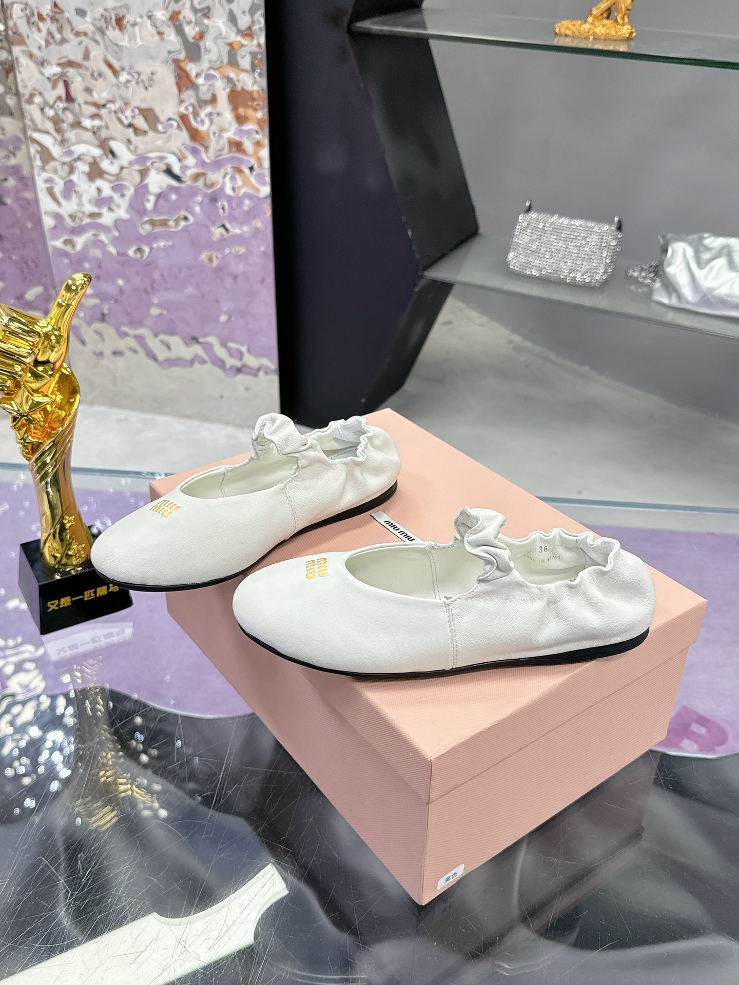 Stylish Miu Miu Ballet Shoes: Spring & Summer Collection with Japanese-Inspired Design – Sheepskin, Soft & Modern! - 图片 3