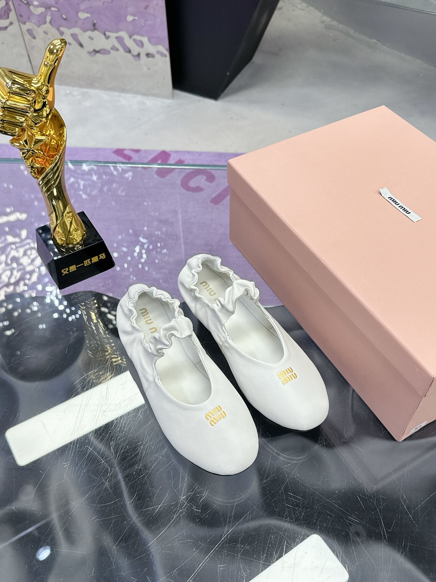 Stylish Miu Miu Ballet Shoes: Spring & Summer Collection with Japanese-Inspired Design – Sheepskin, Soft & Modern! - 图片 4