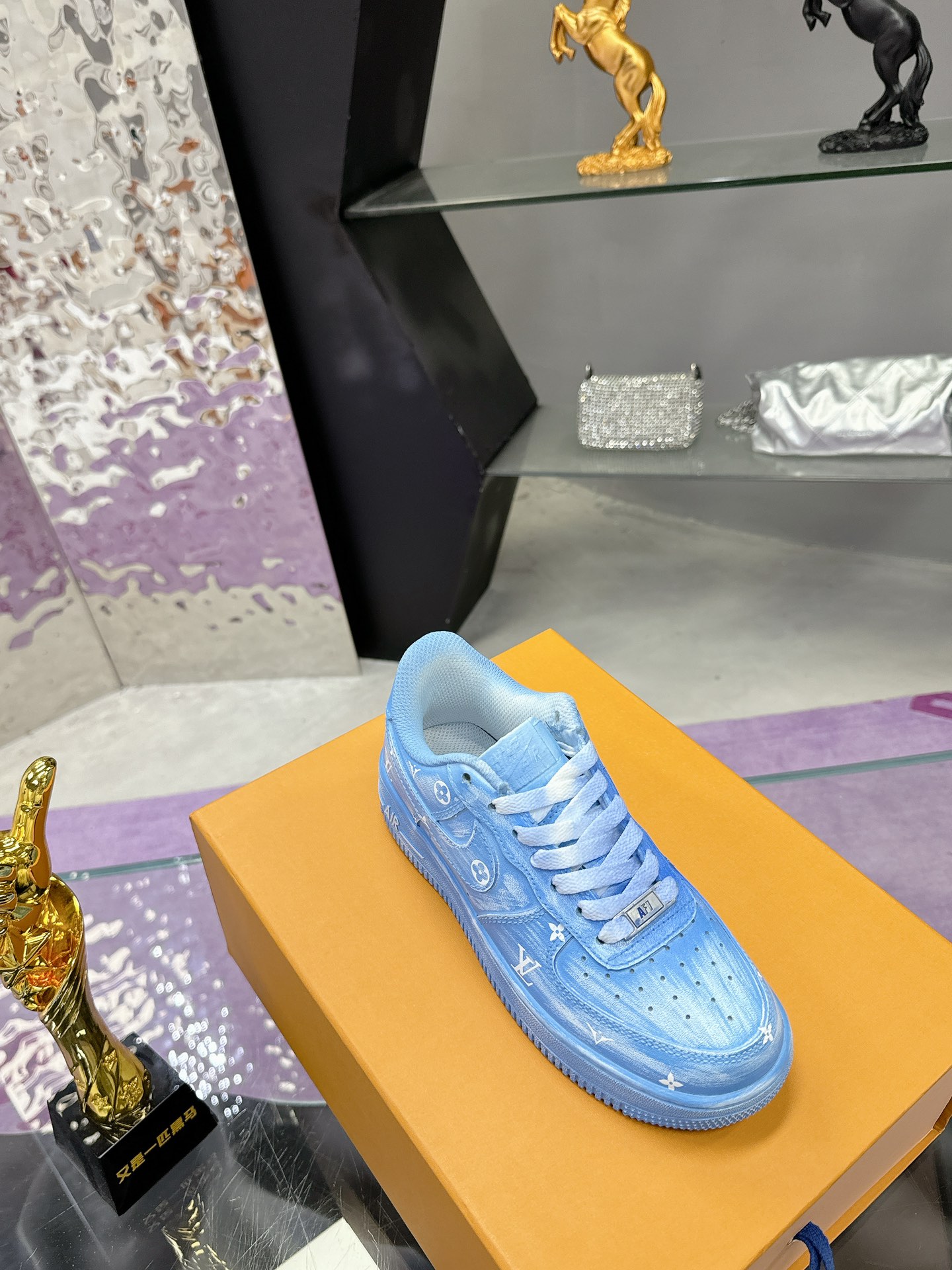 Nike 空軍一号 手工工芸カスタムスニーカー 男女兼用