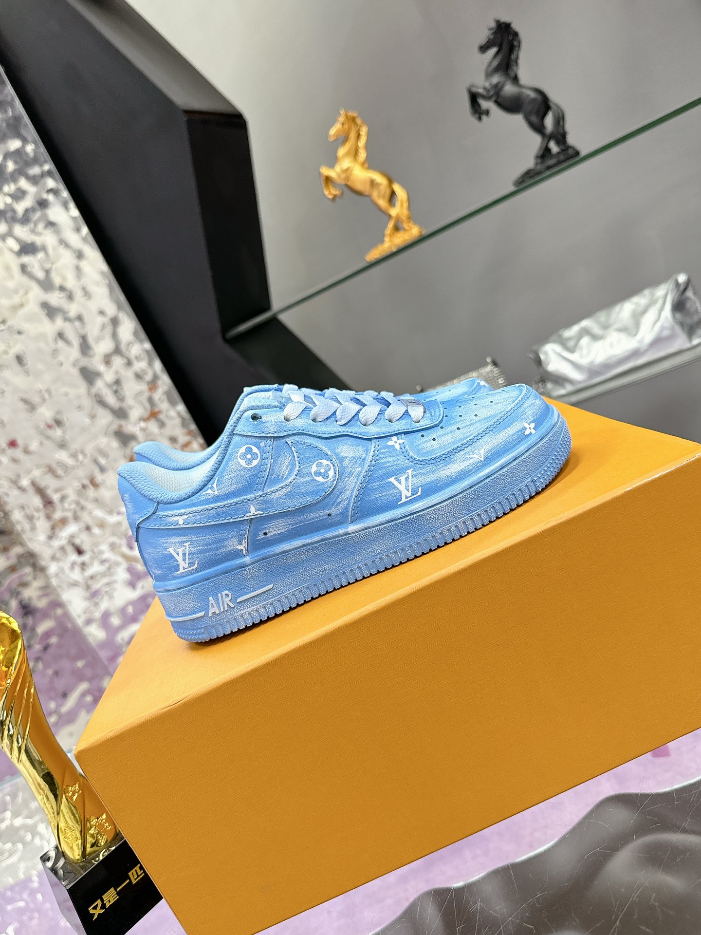 Nike 空軍一号 手工工芸カスタムスニーカー 男女兼用