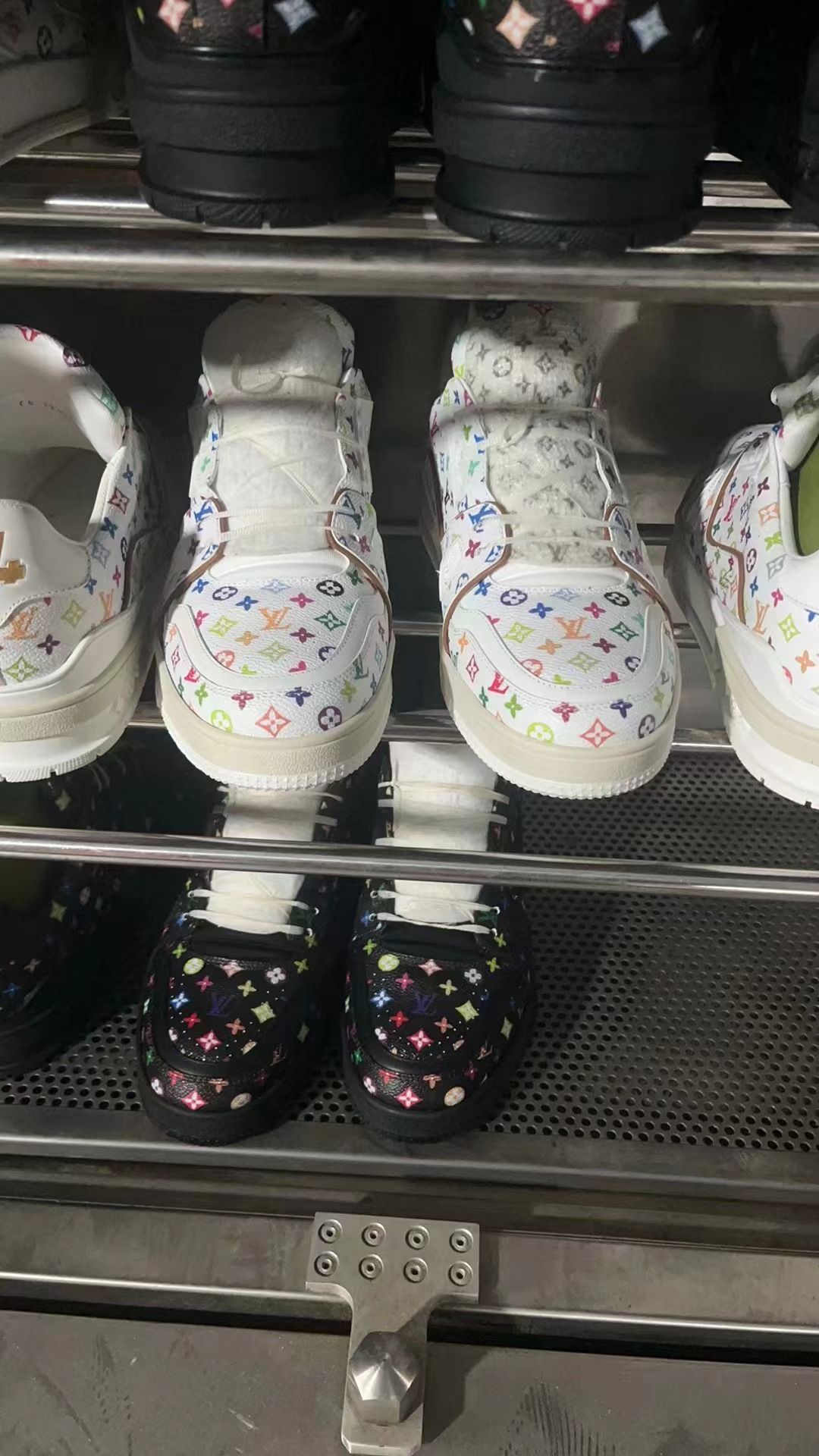 NO:230722,Notify LV joint name Takashi Murakami Shiraki Shiraki Shiraki Shiraki Shiraki Shiraki Shiraki Shiraki Shiraki Shiraki Shiraki19860909通知LV联名村上隆 白彩 出货中,休闲鞋/运动鞋,louis vuitton,sneakers,Women's Shoes