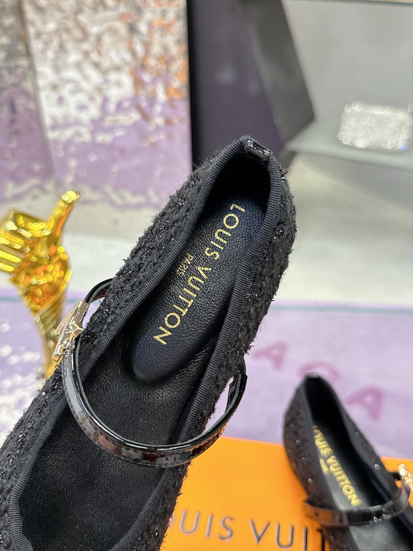 “Louis Vuitton Springshar Single Shoe Series: Premium Sheep and Cattle Skin Hand-Sewn Shoes” - 图片 8