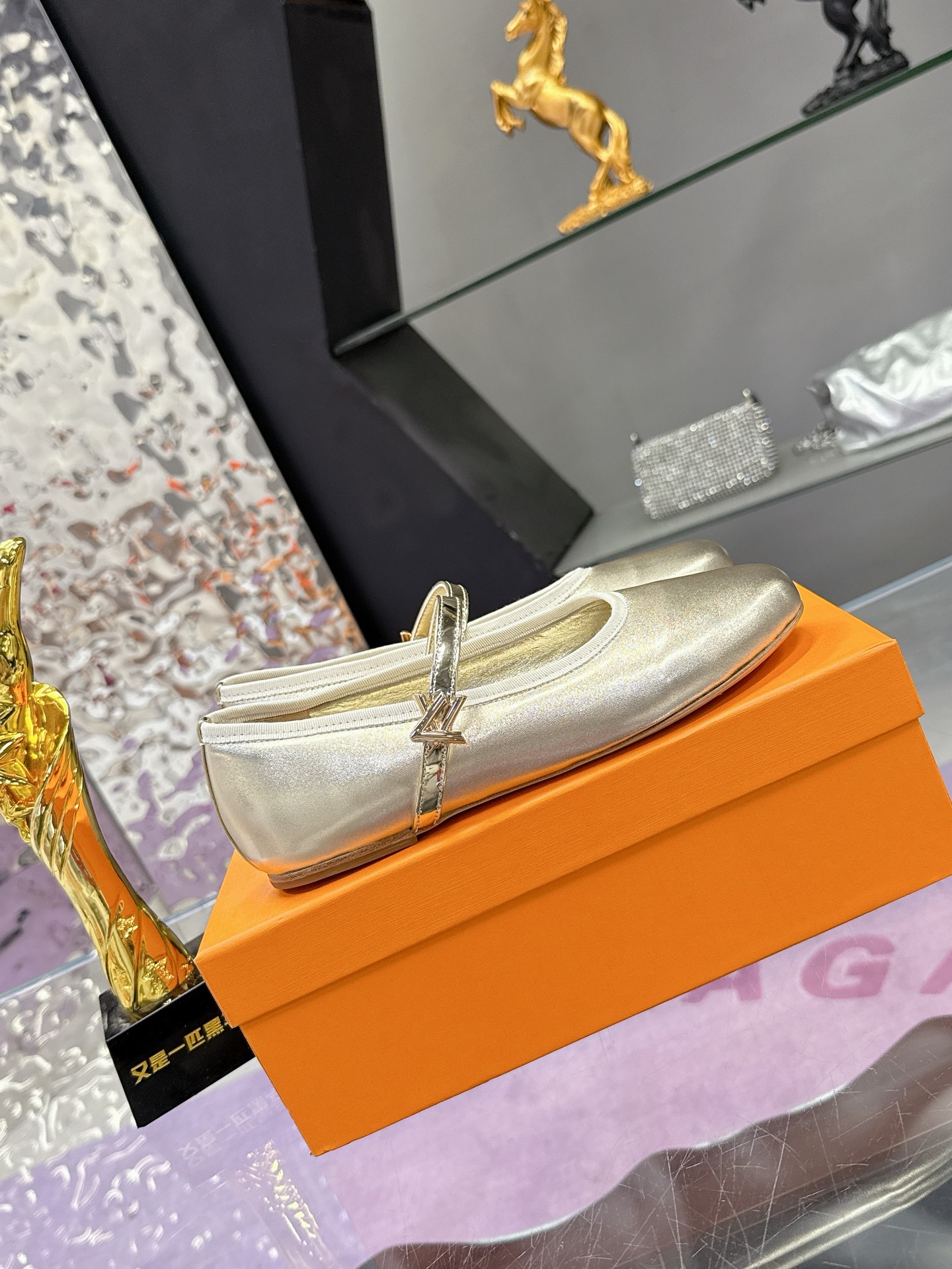 Louis Vuitton Springshar Single Shoe Series: High-End Luxury Footwear Review - 图片 2