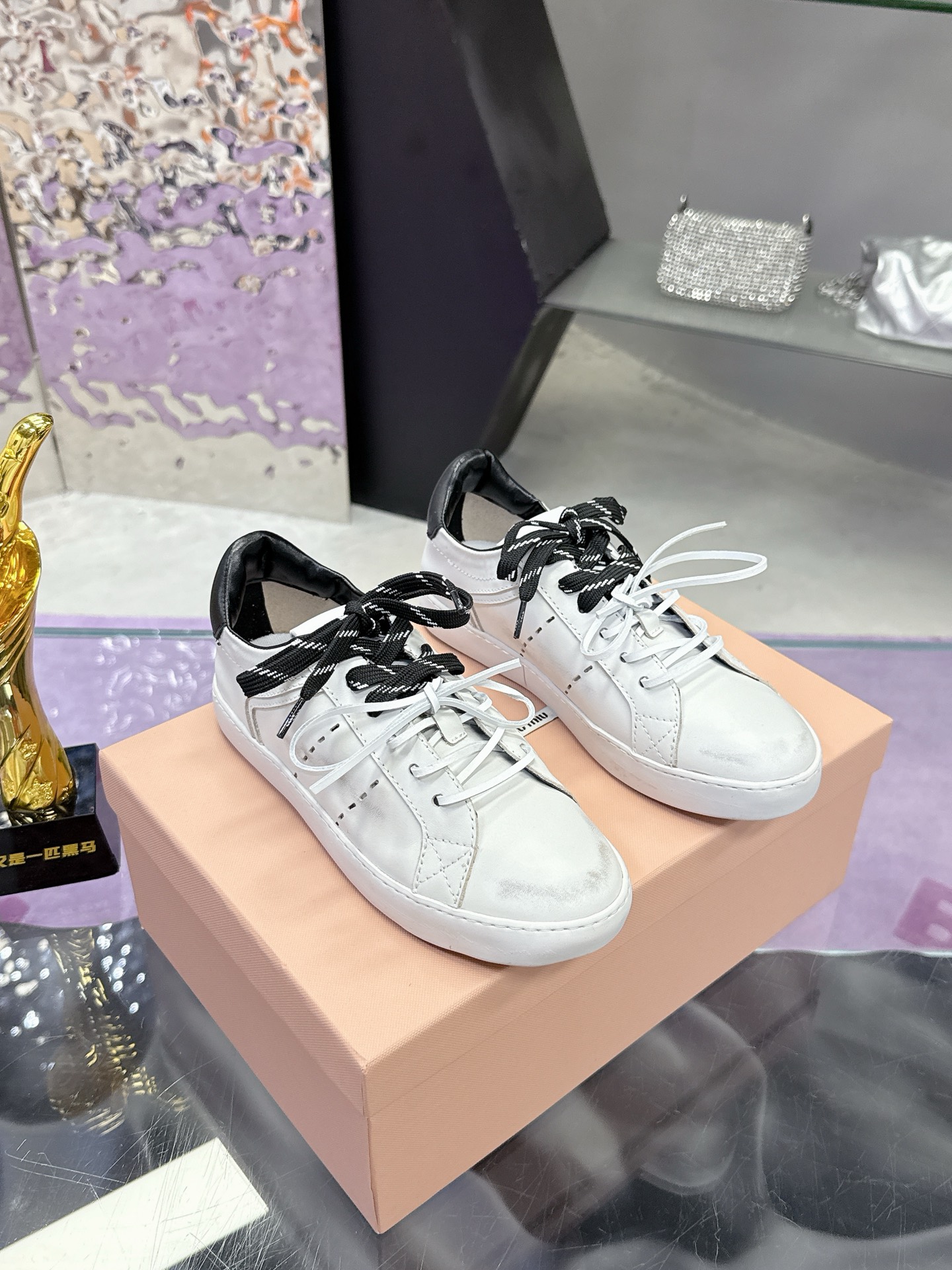 Precio de fábrica: miumiu miu miu principios de la primavera últimos modelos de pasarela casual zapa