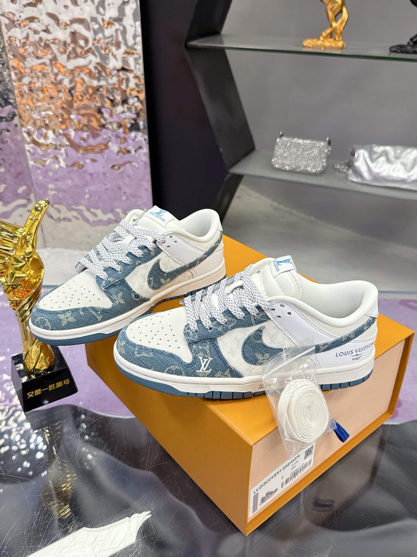 Factory precio: (caja de aeronaves) Lv co-branded Nike Nike serie 2025 nuevos colores Xiaohongshu mo