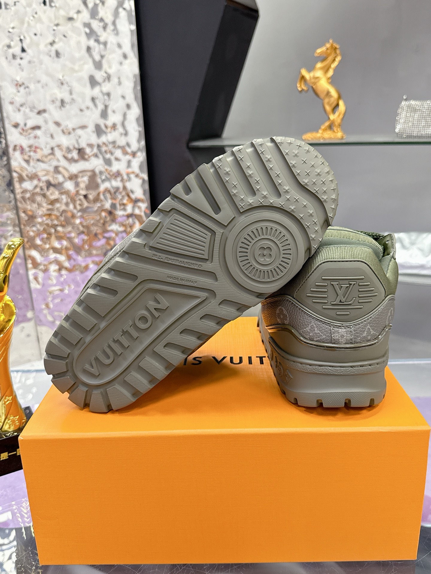 LVパンディング カップルシューズ 高品質リファインドモデル