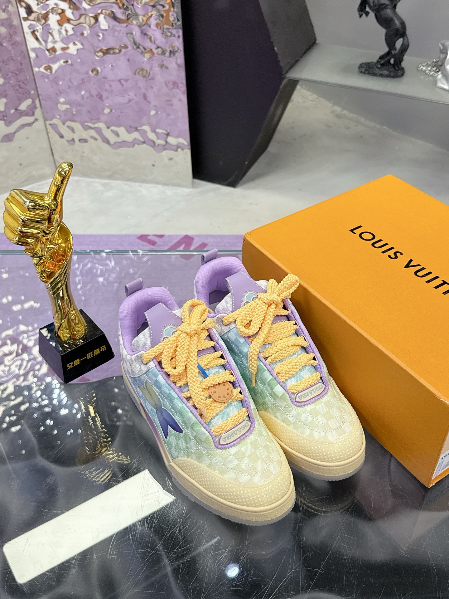 ルイ・ヴィトン チャンキー スケートシューズ 男女兼用モデル