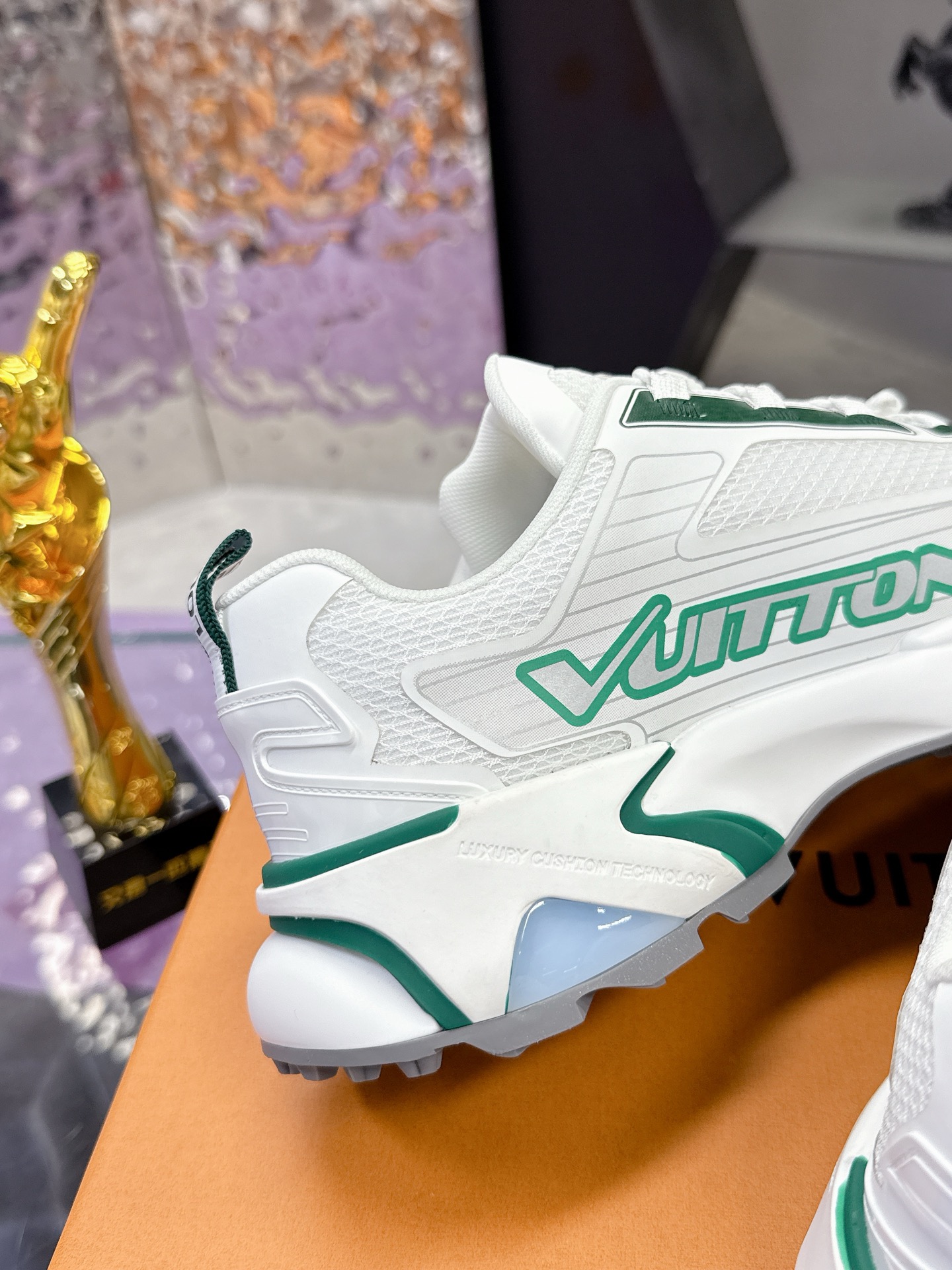 ルイ・ヴィトン LV Runner Tatic 厚底 スポーツシューズ