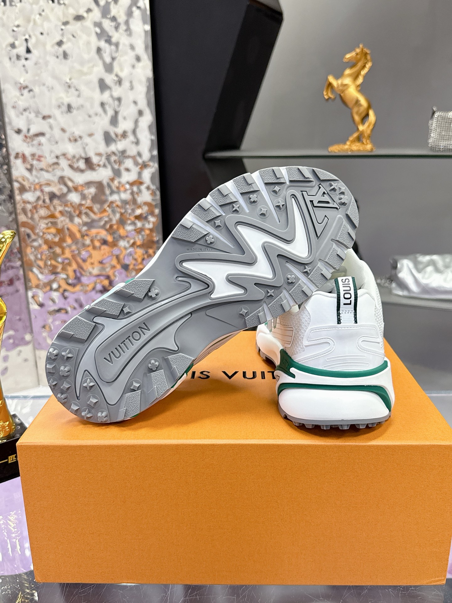 ルイ・ヴィトン LV Runner Tatic 厚底 スポーツシューズ