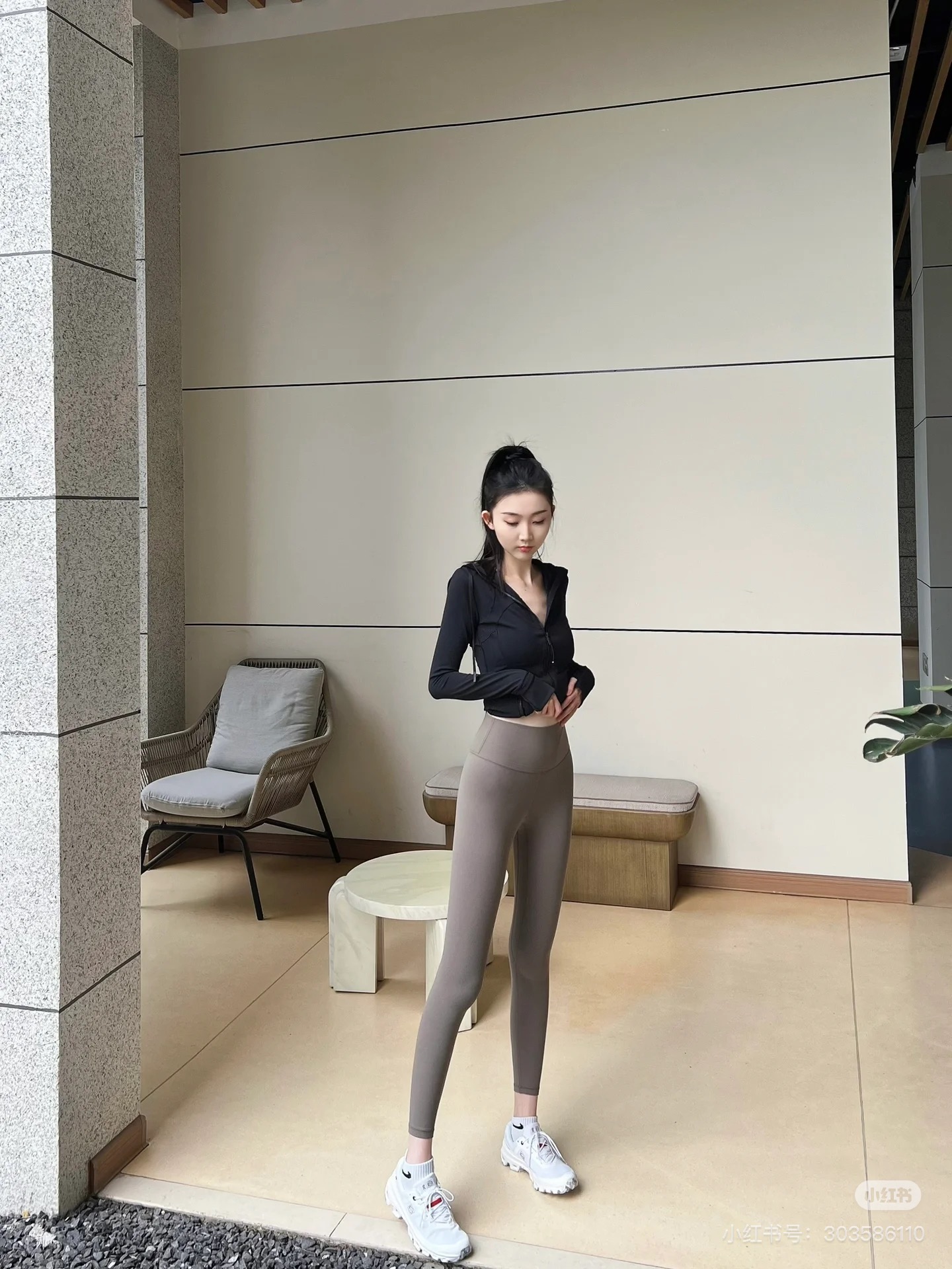 NO:349630,Foot effect Luo Yiwei joint series Sports running sports professional shoes, loewe19860909上脚效果 罗意威联名系列 运动跑步运动专业鞋,,loewe,Men's shoes