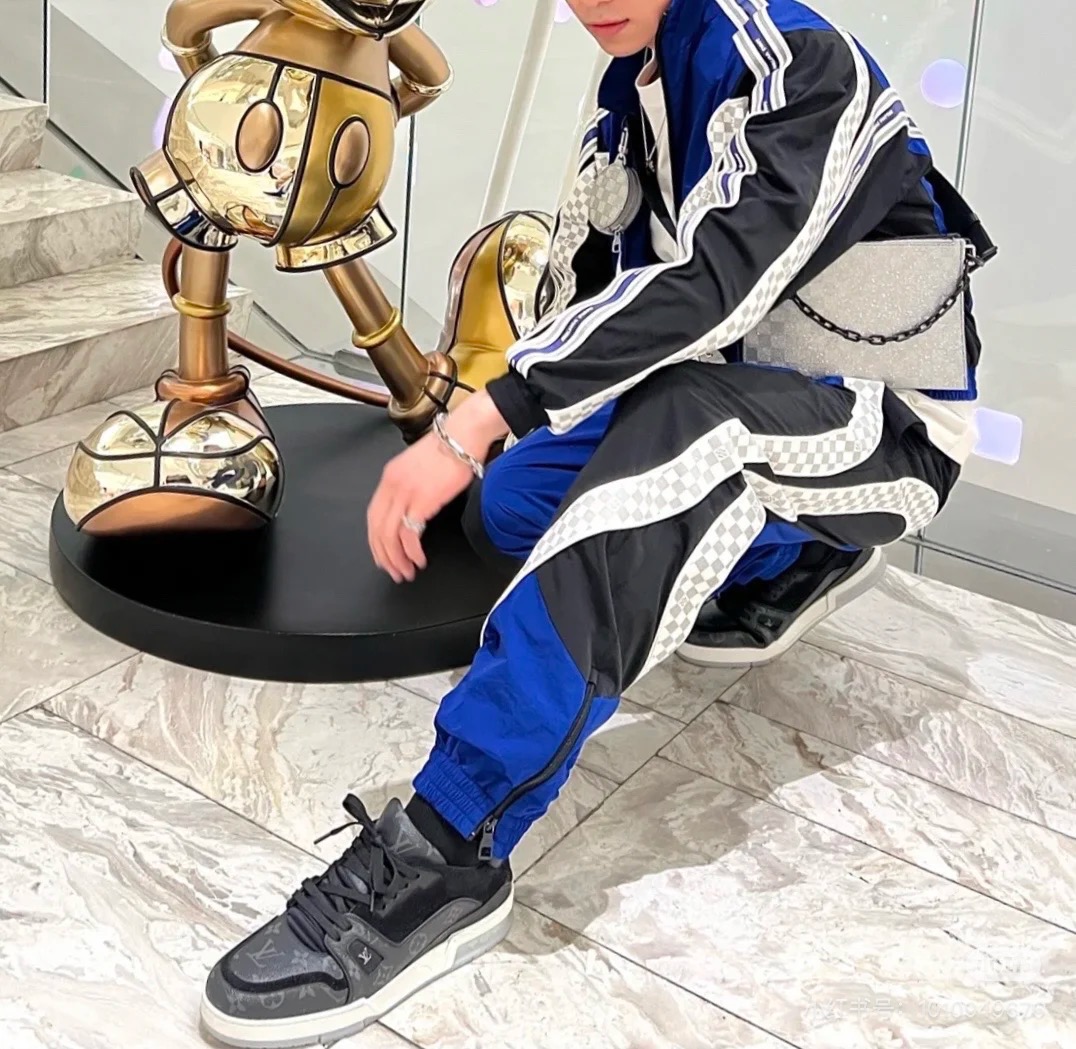 NO:423473,Footwear demonstration Super versatile, casual shoes/sports shoes, sneakers19860909上脚示范 超级百搭,休闲鞋/运动鞋,sneakers,Women's Shoes