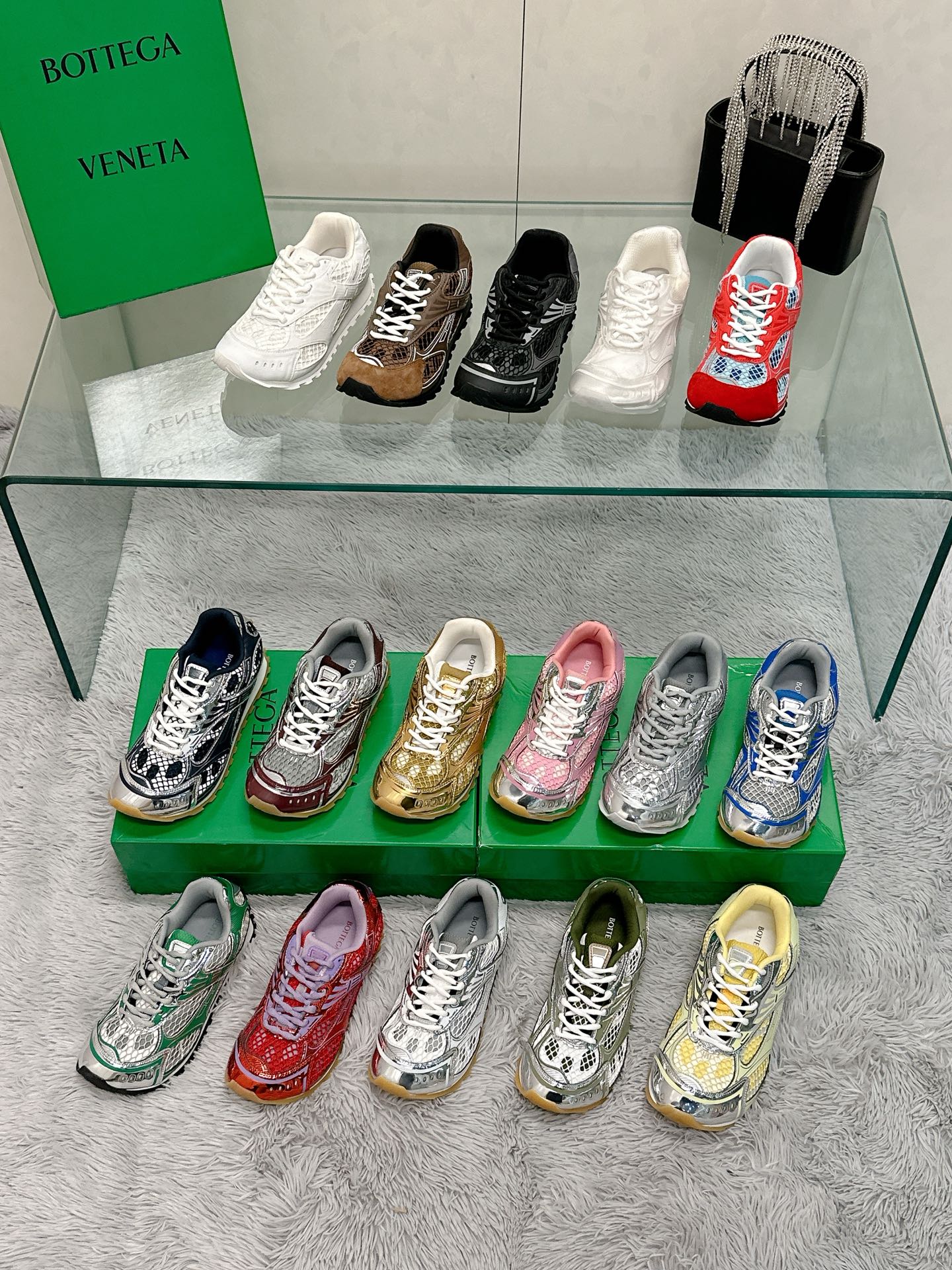 NO:382562,Bv sneakers couples color official synchronization, casual shoes/sports shoes, bottega veneta, sneakers19860909Bv 运动鞋 情侣款 颜色官方同步,休闲鞋/运动鞋,bottega veneta,sneakers,Women's Shoes