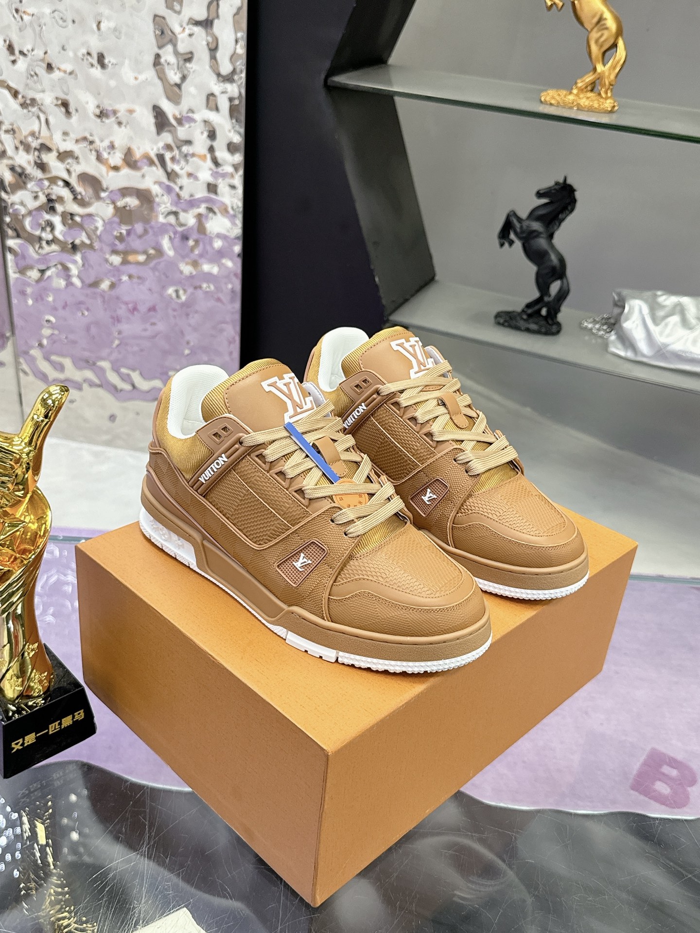 LV Trainer Maxi スニーカー - 上質なレザーと快適な履き心地