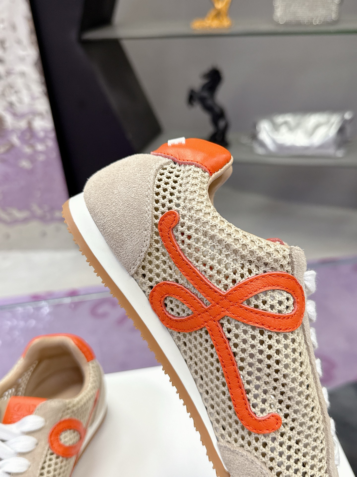 “Loewe Ballet Runner 2.0: Super Sticky Asymmetric Ballet Shoes with Enhanced Comfort and Design | Price: $576” - 图片 7
