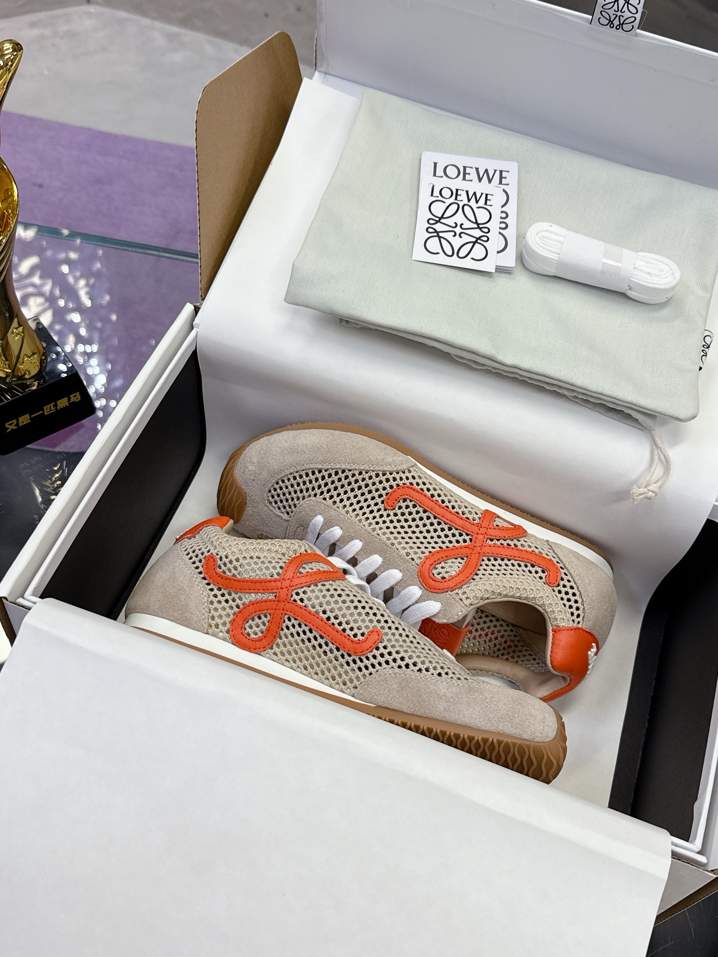 “Loewe Ballet Runner 2.0: Super Sticky Asymmetric Ballet Shoes with Enhanced Comfort and Design | Price: $576” - 图片 9